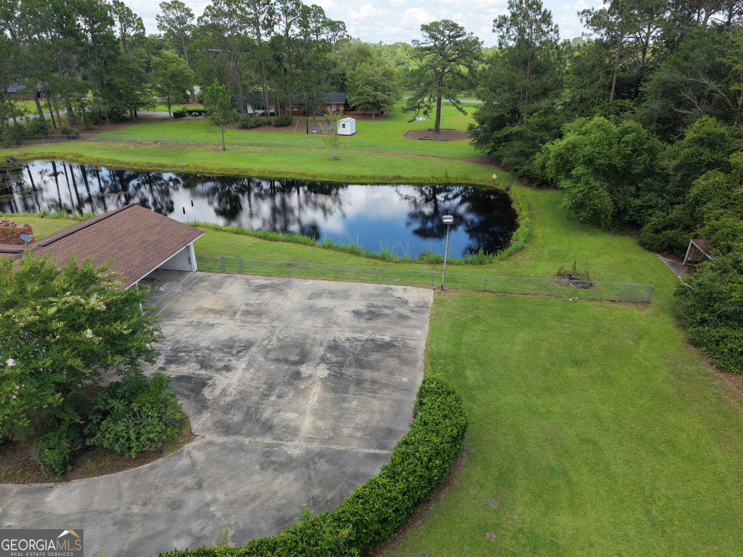 338 Lakeview Drive Property Photo 8
