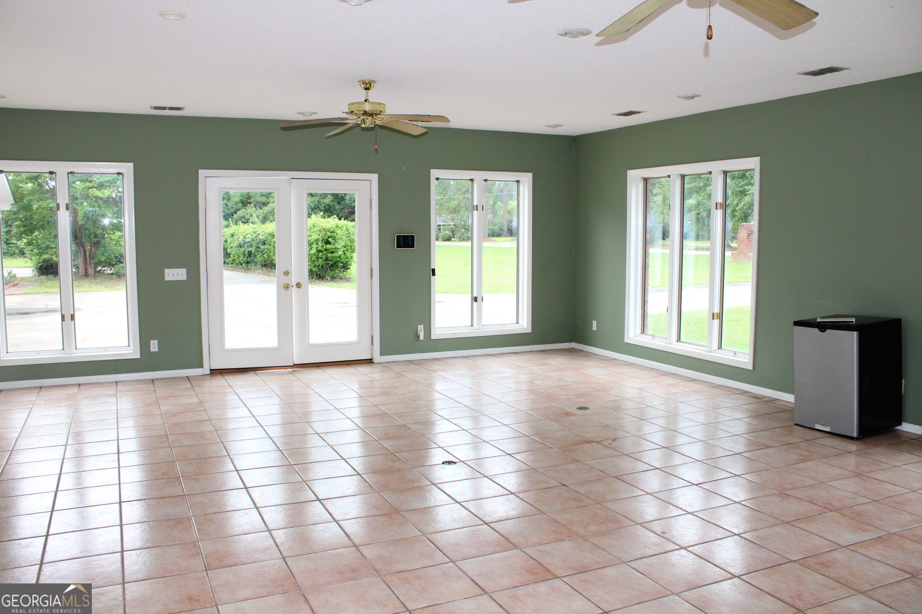 338 Lakeview Drive Property Photo 14