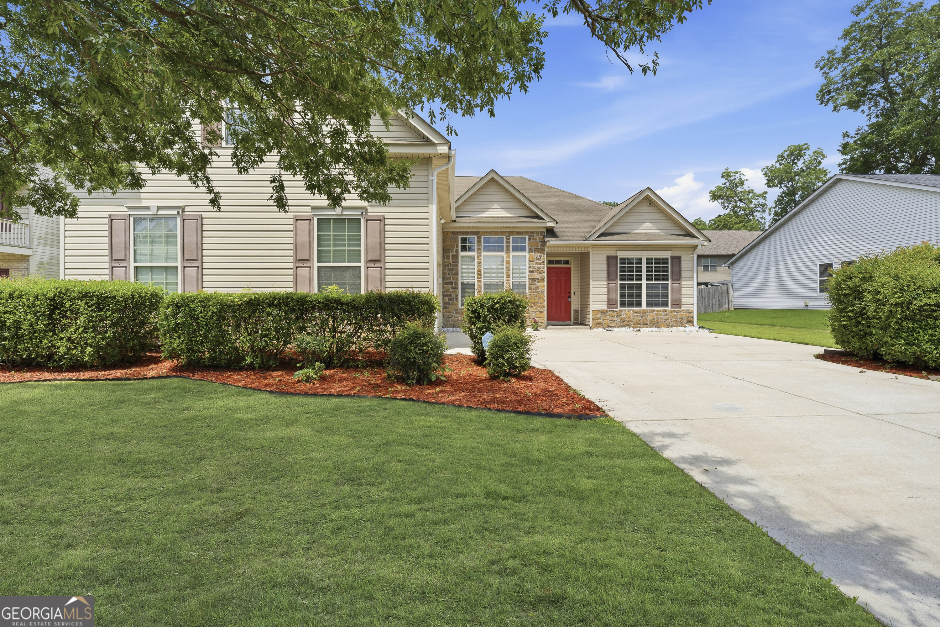 108 Shady Bank Lane Property Photo 1