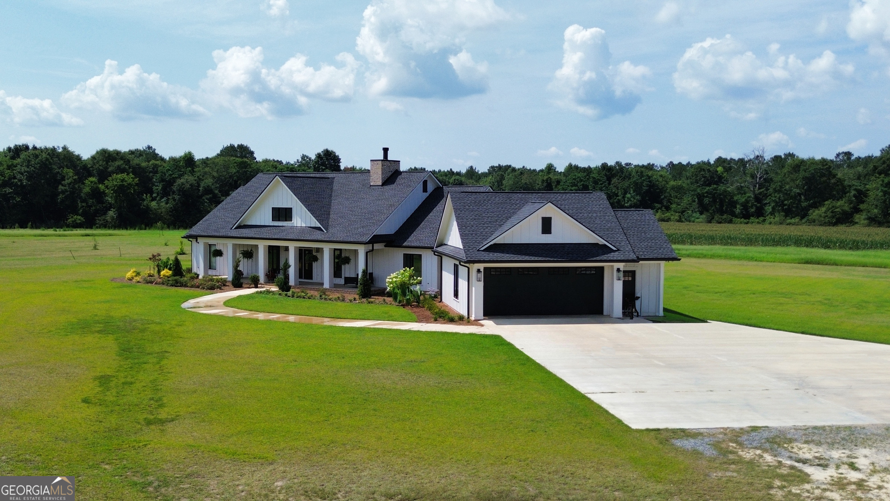 1665 Walke Dairy Road Property Photo 3