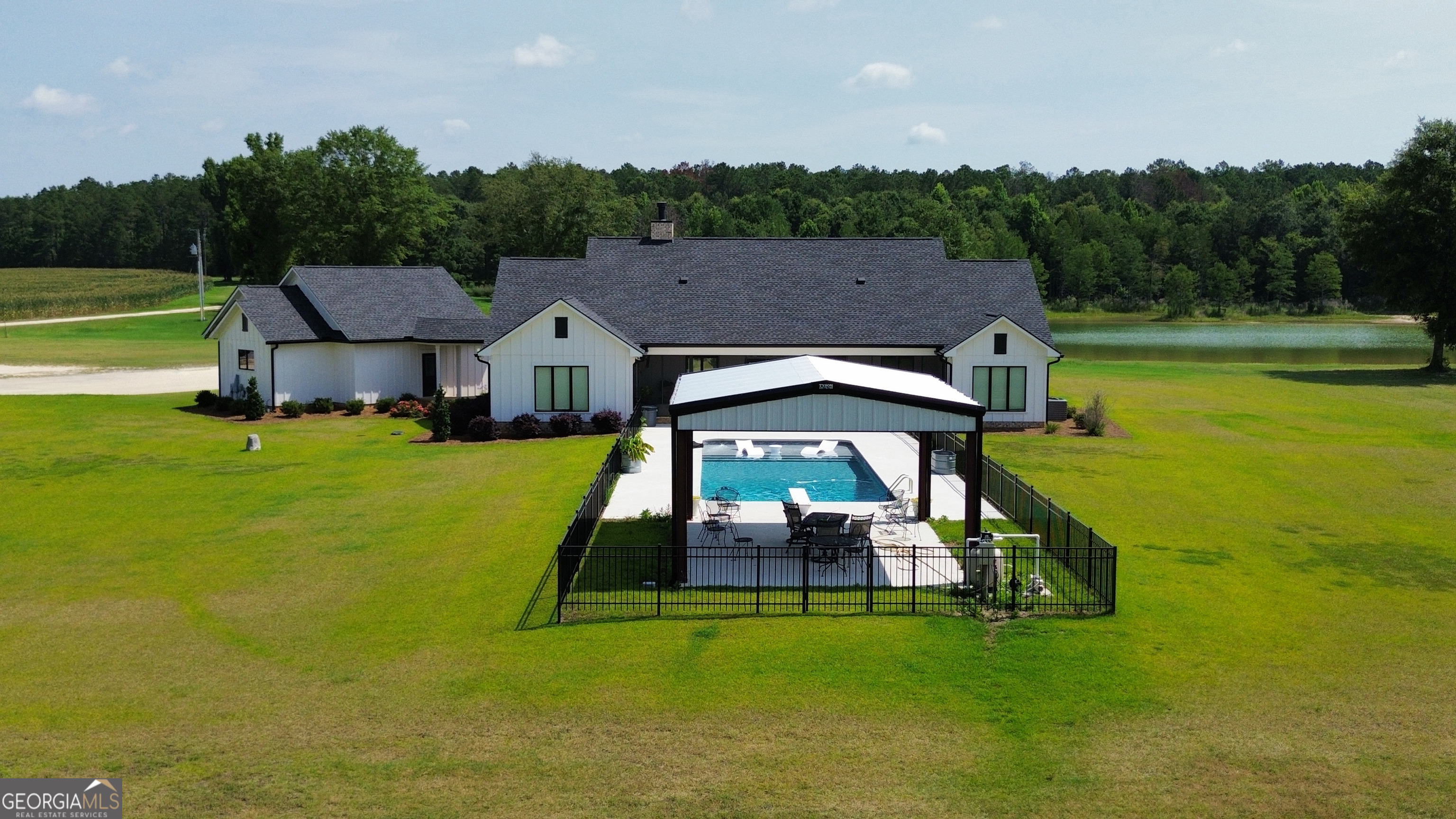 1665 Walke Dairy Road Property Photo 4