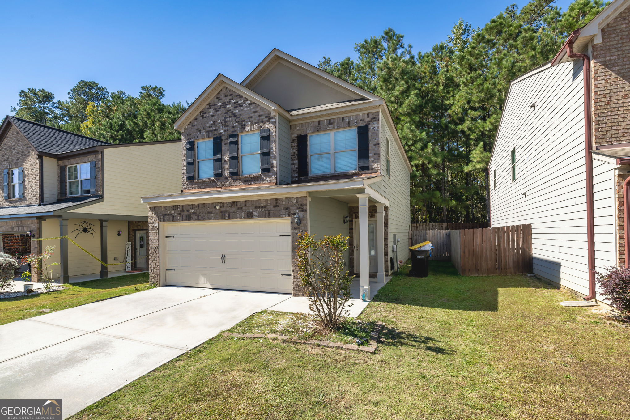 6671 Jules Trc Property Photo 3