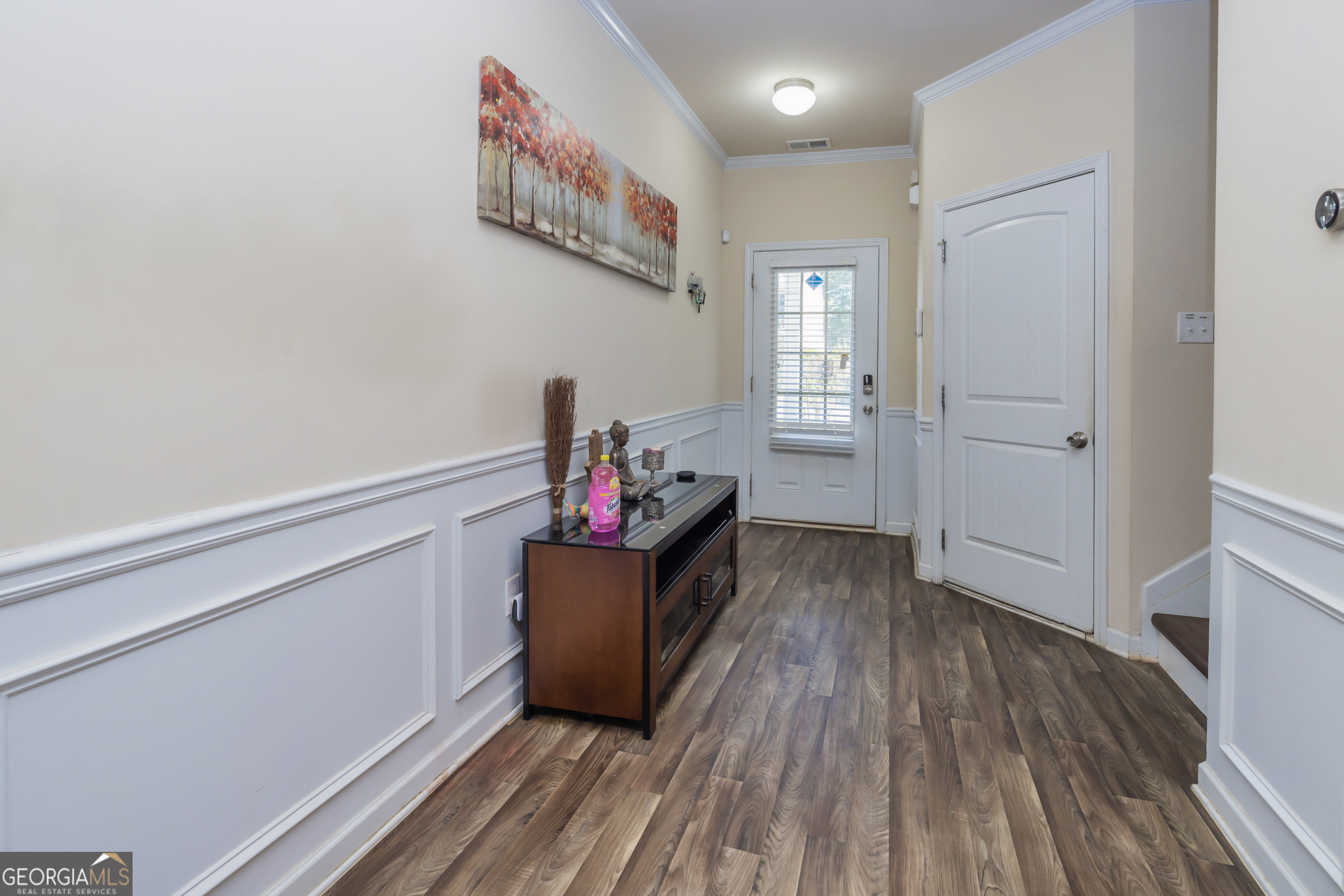 6671 Jules Trc Property Photo 4