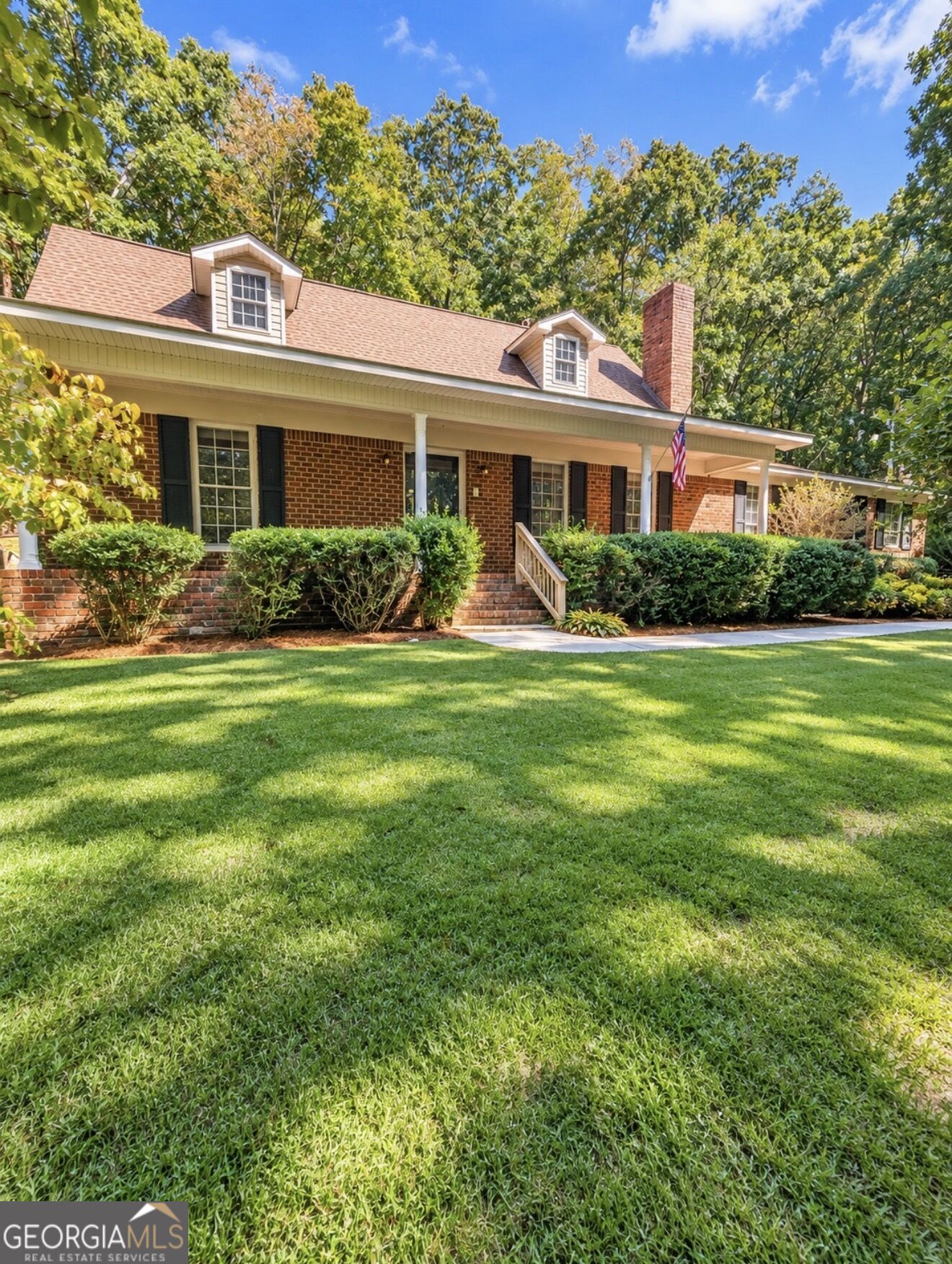 403 S Sequoyah Circle Ne Property Photo 1