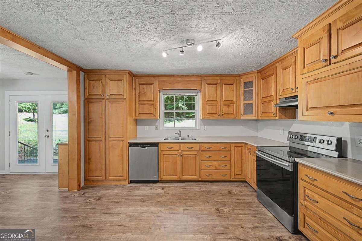 403 S Sequoyah Circle Ne Property Photo 14