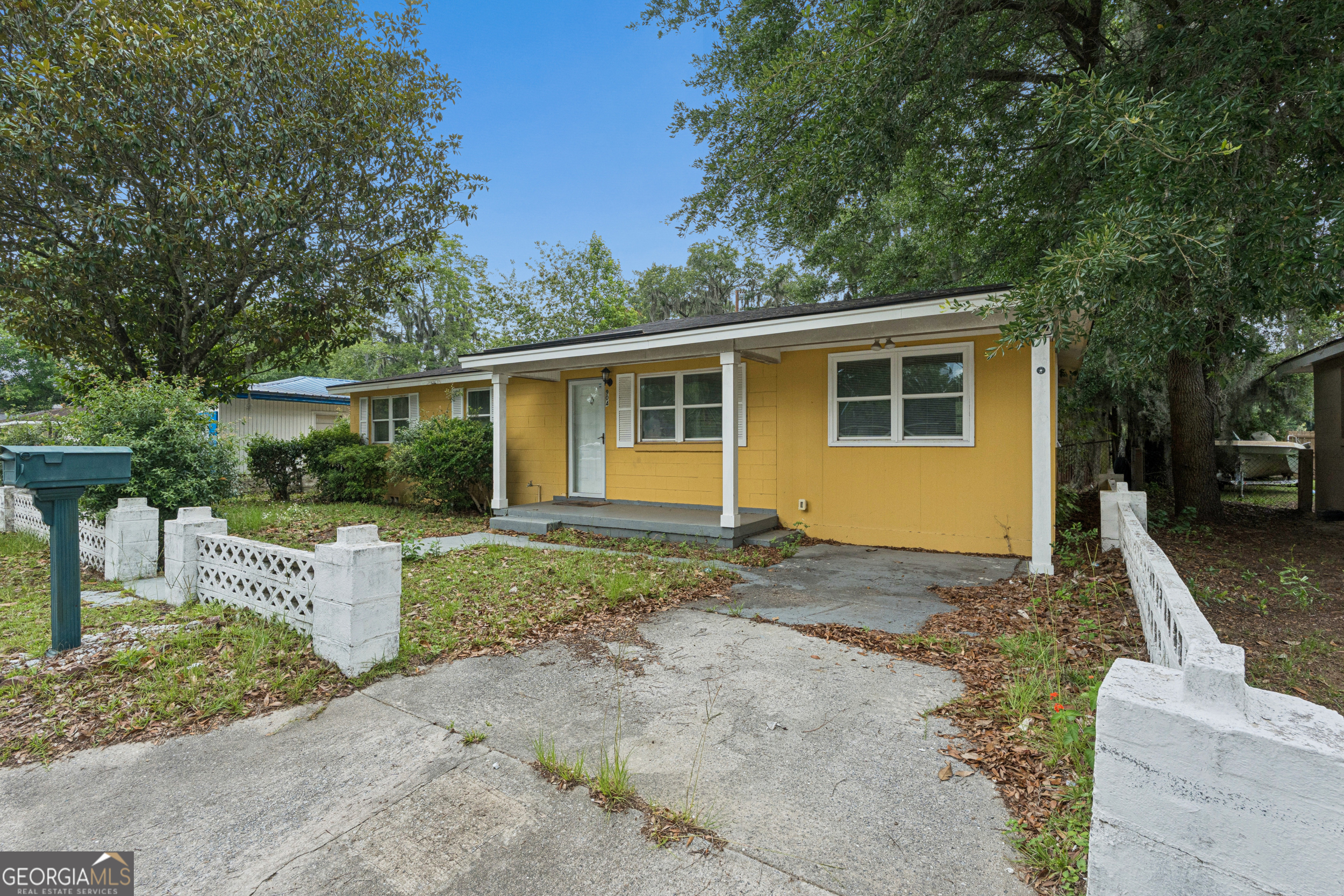 904 Sherman Avenue Property Photo 4