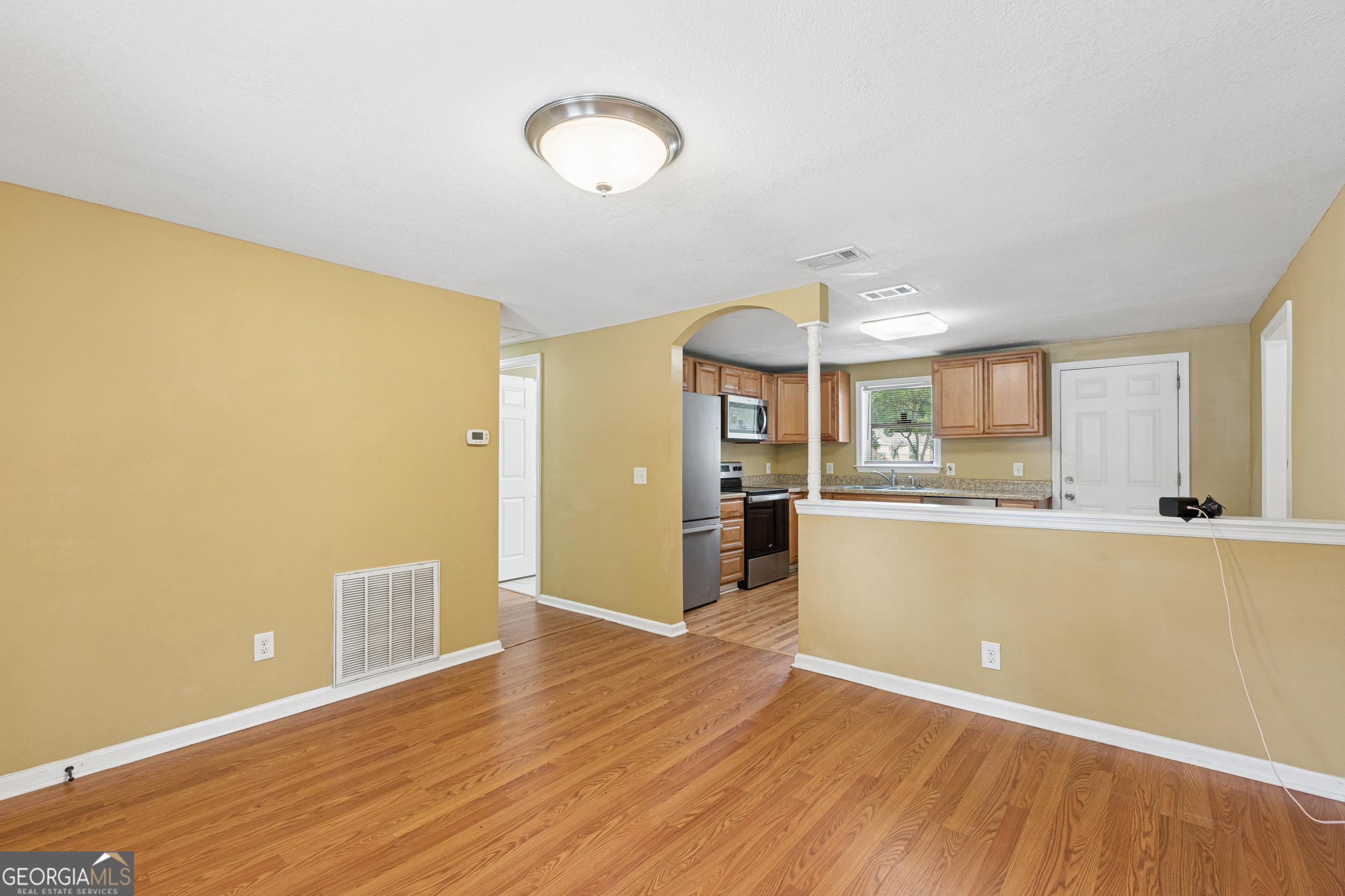 904 Sherman Avenue Property Photo 9