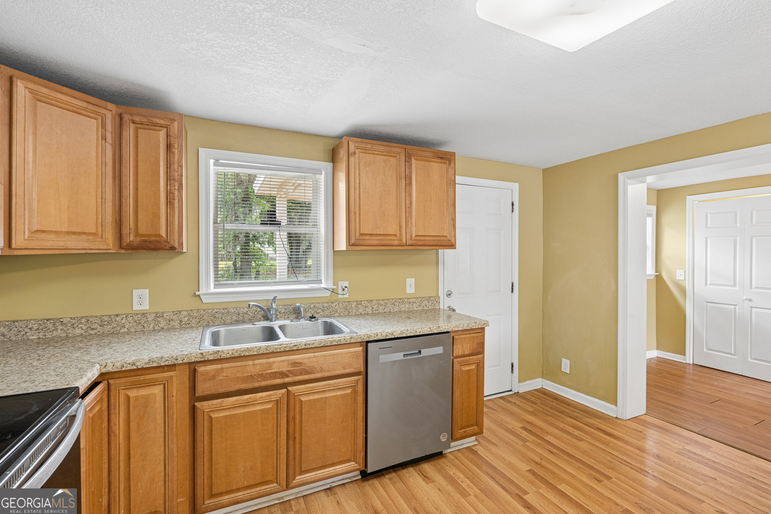 904 Sherman Avenue Property Photo 14