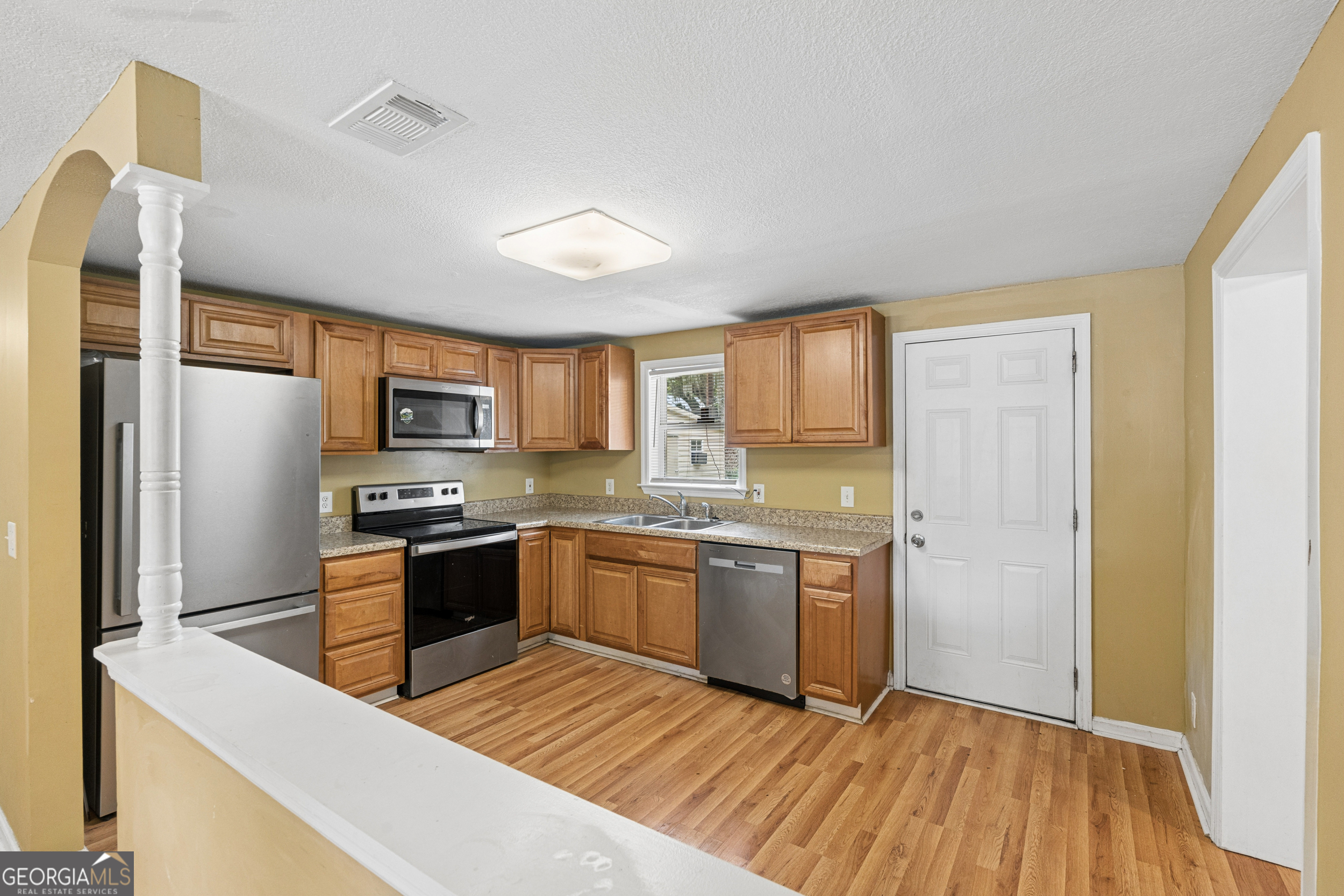904 Sherman Avenue Property Photo 15