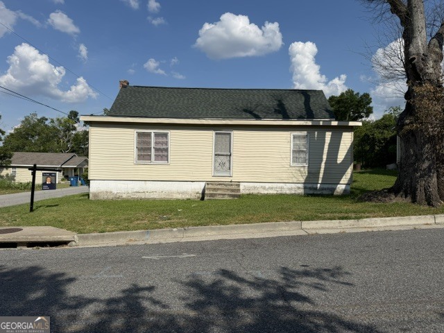 209 Montgomery Street Property Photo 2