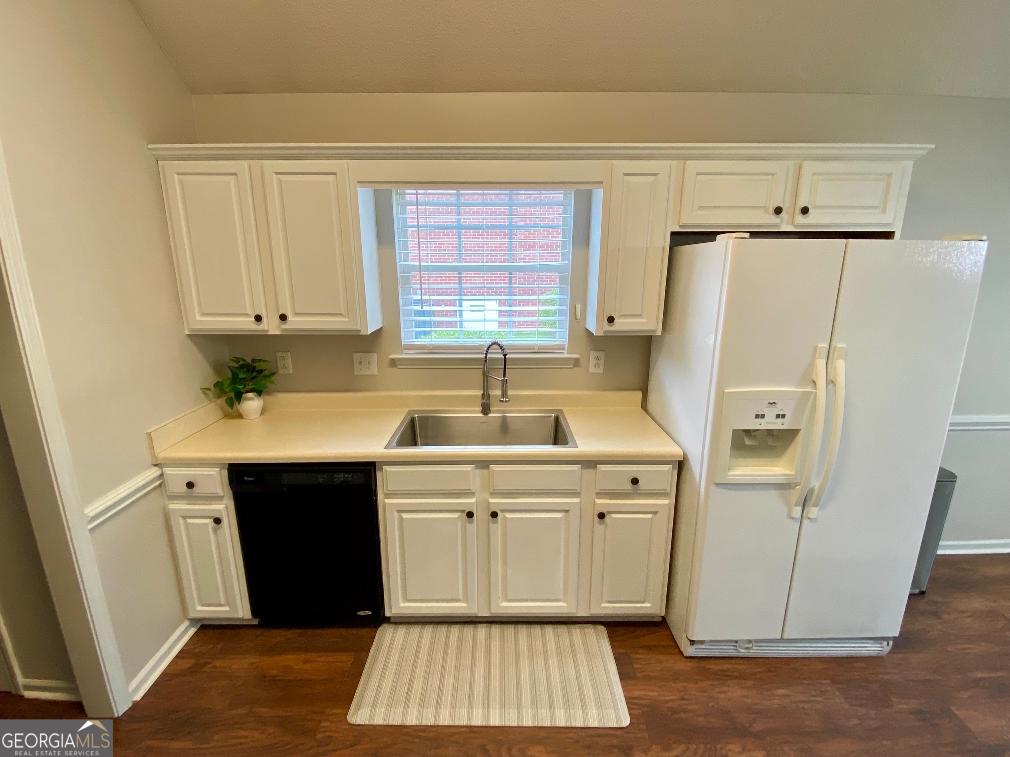 525 Sugarloaf Drive Property Photo 11