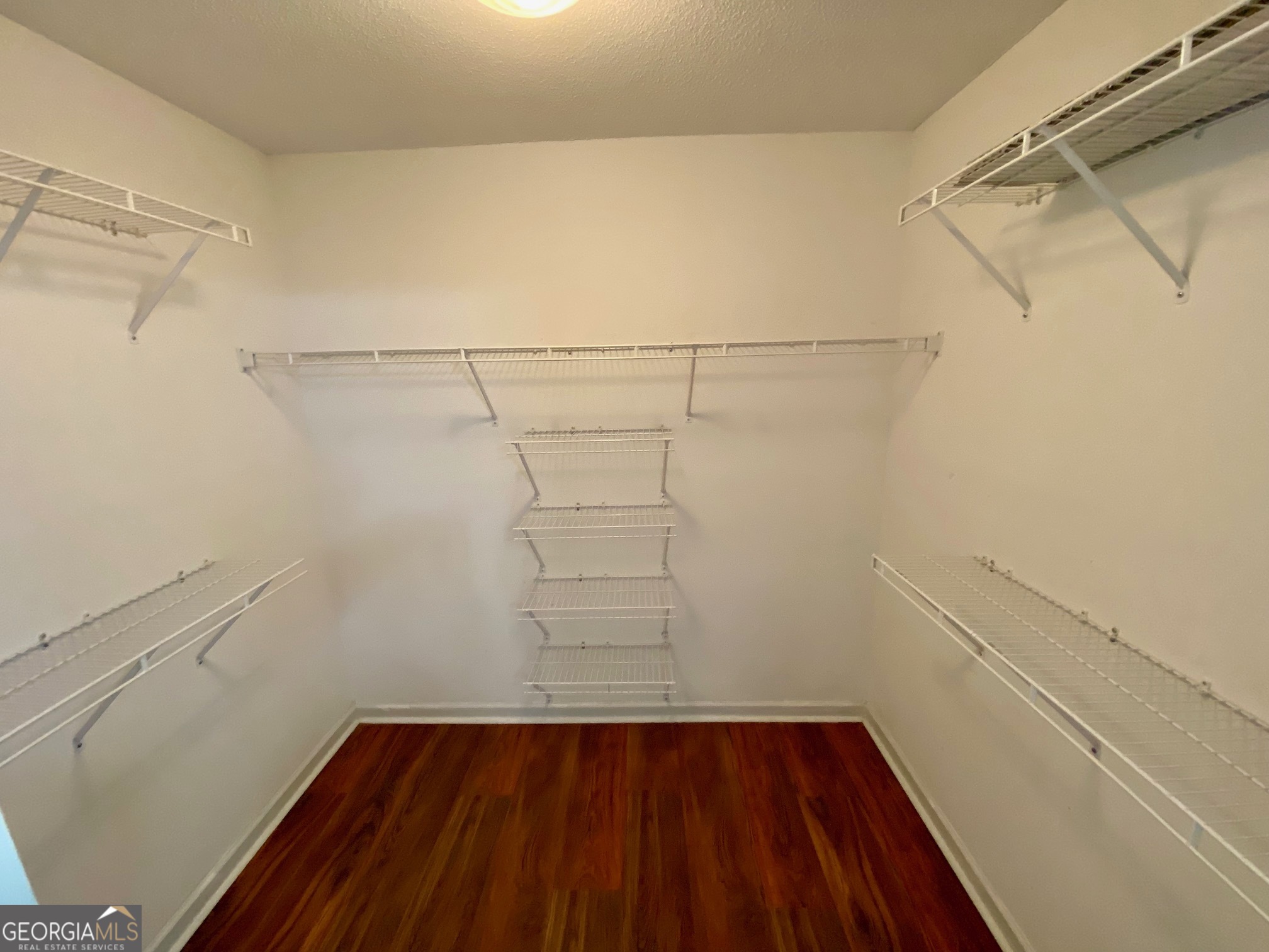525 Sugarloaf Drive Property Photo 18