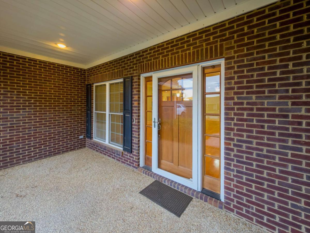 536 Osprey Circle Property Photo 5