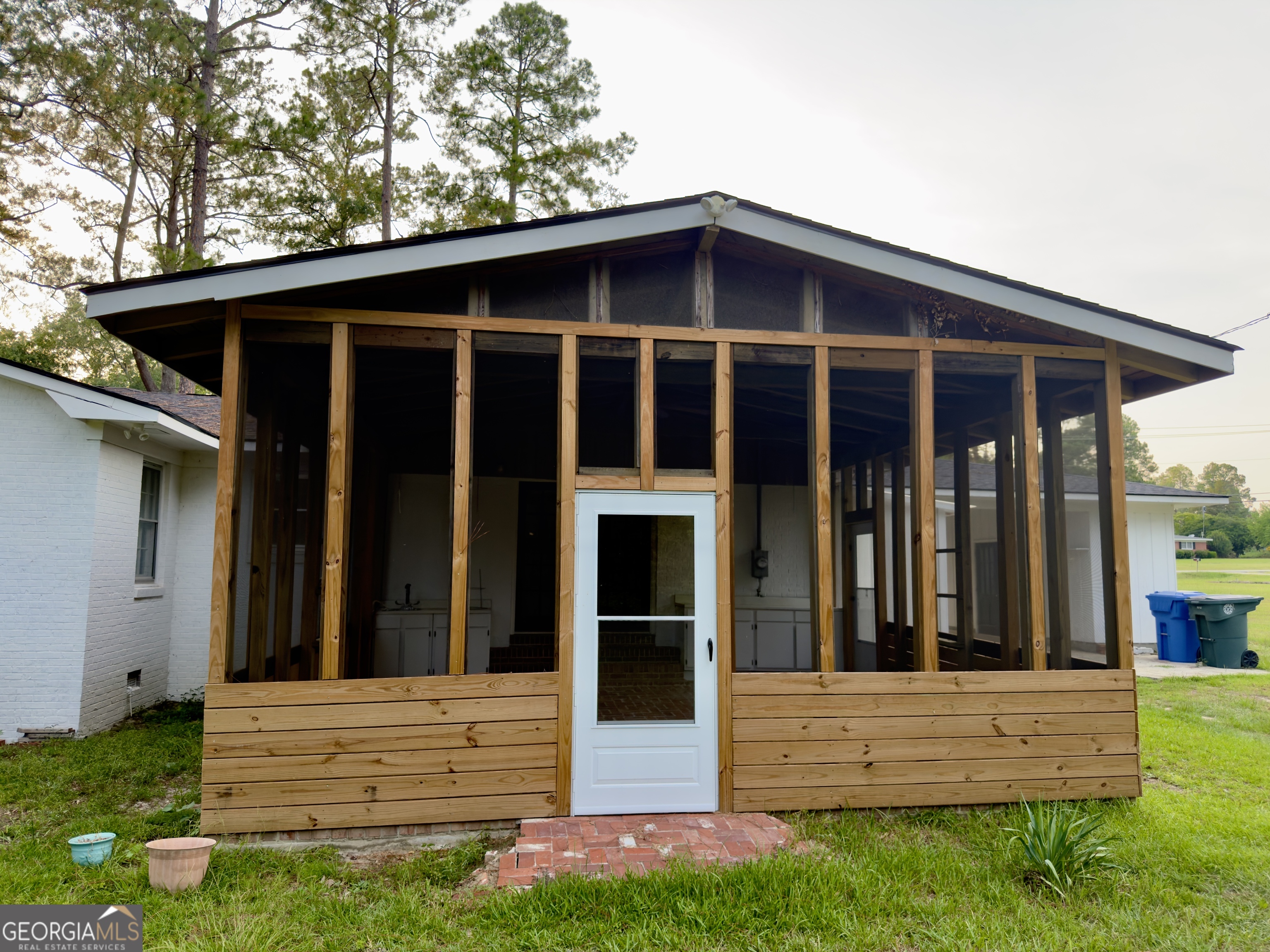 223 Brookwood Drive Property Photo 8