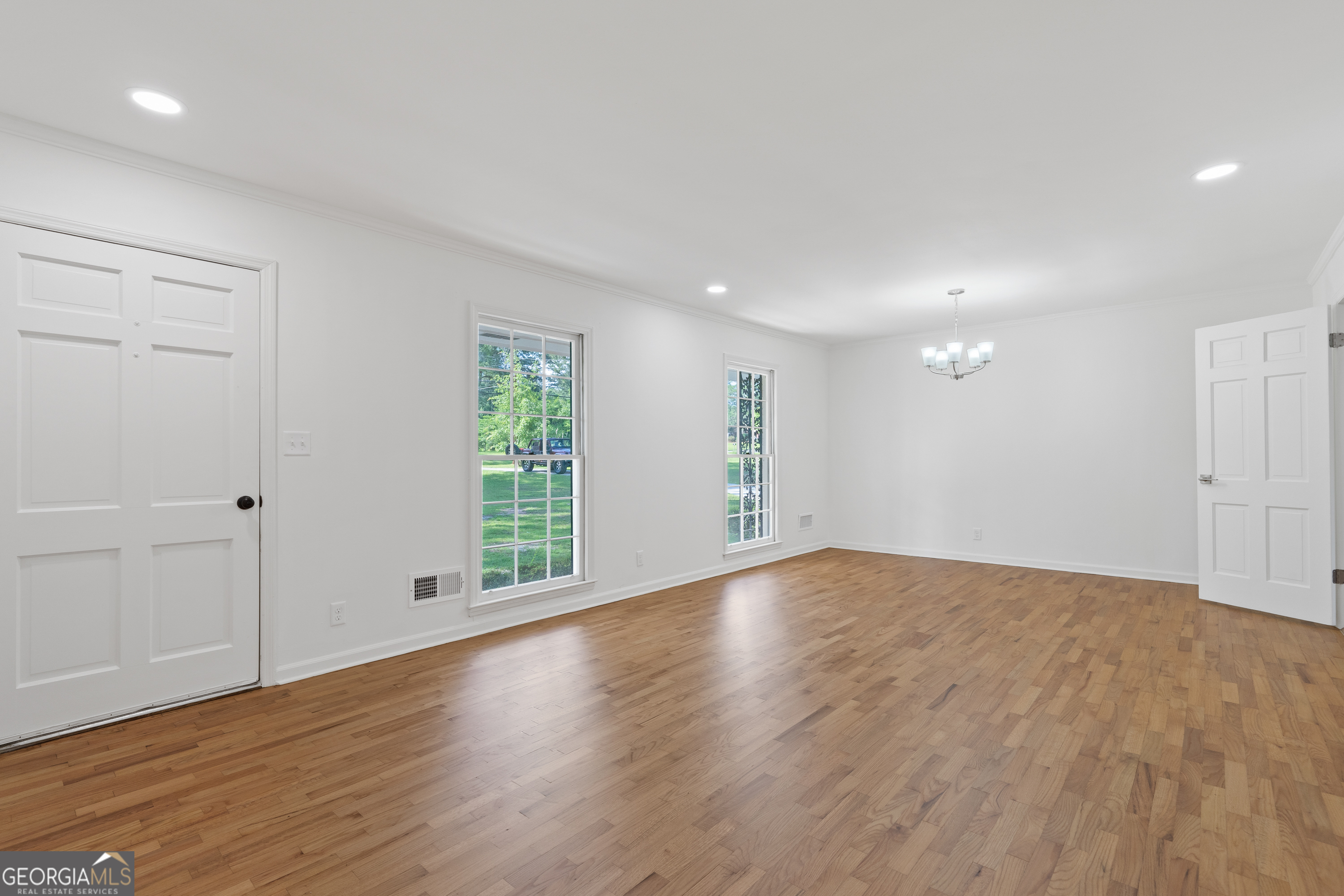 223 Brookwood Drive Property Photo 23