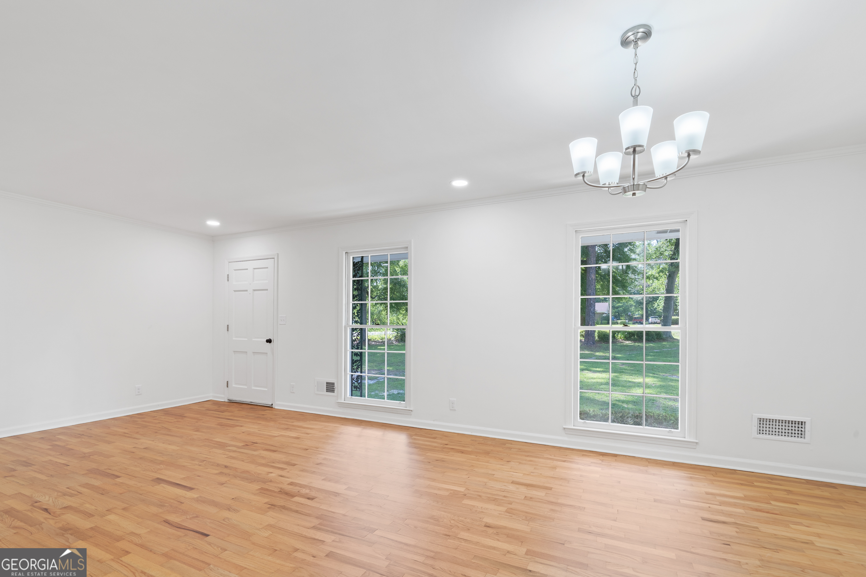 223 Brookwood Drive Property Photo 26
