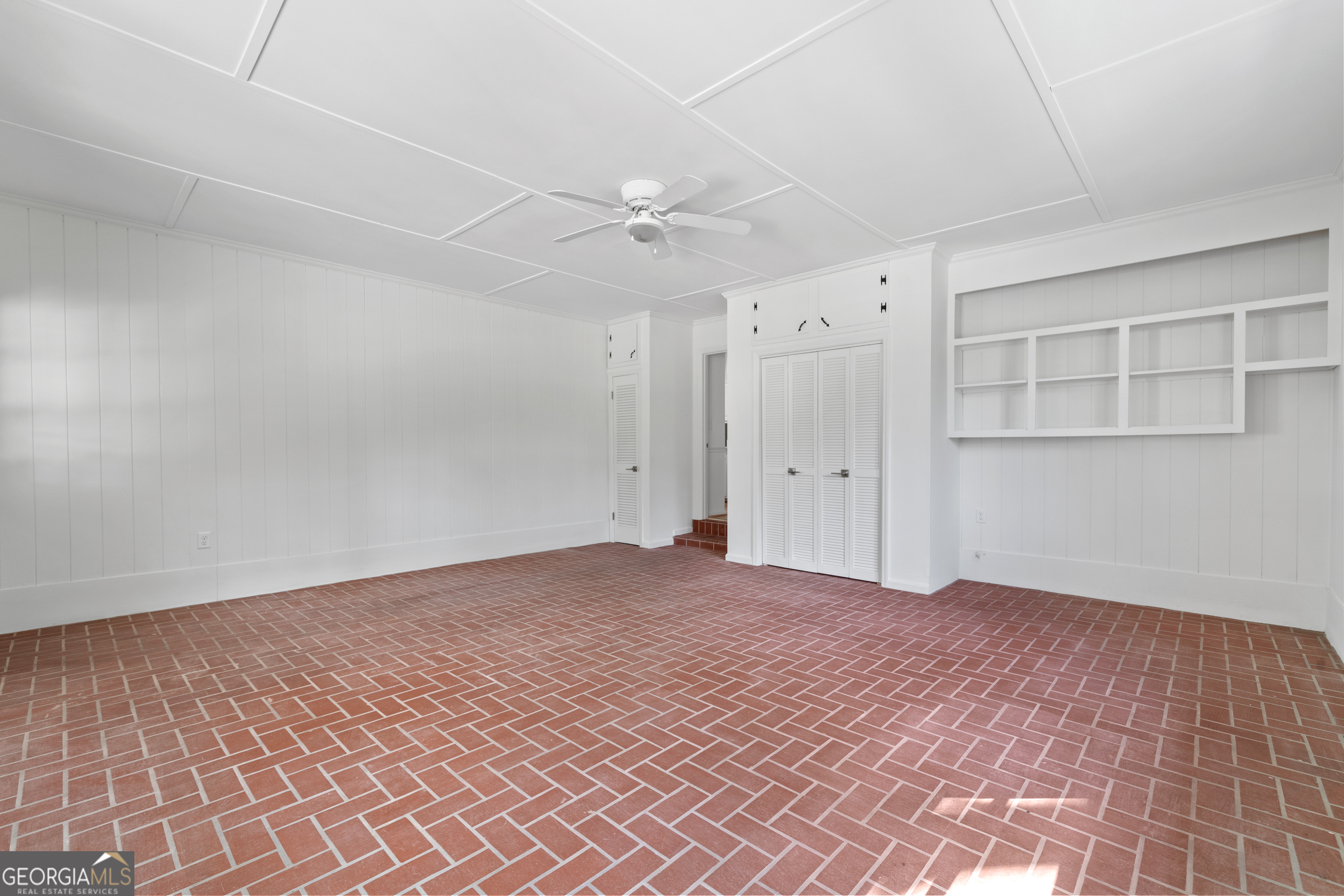 223 Brookwood Drive Property Photo 41