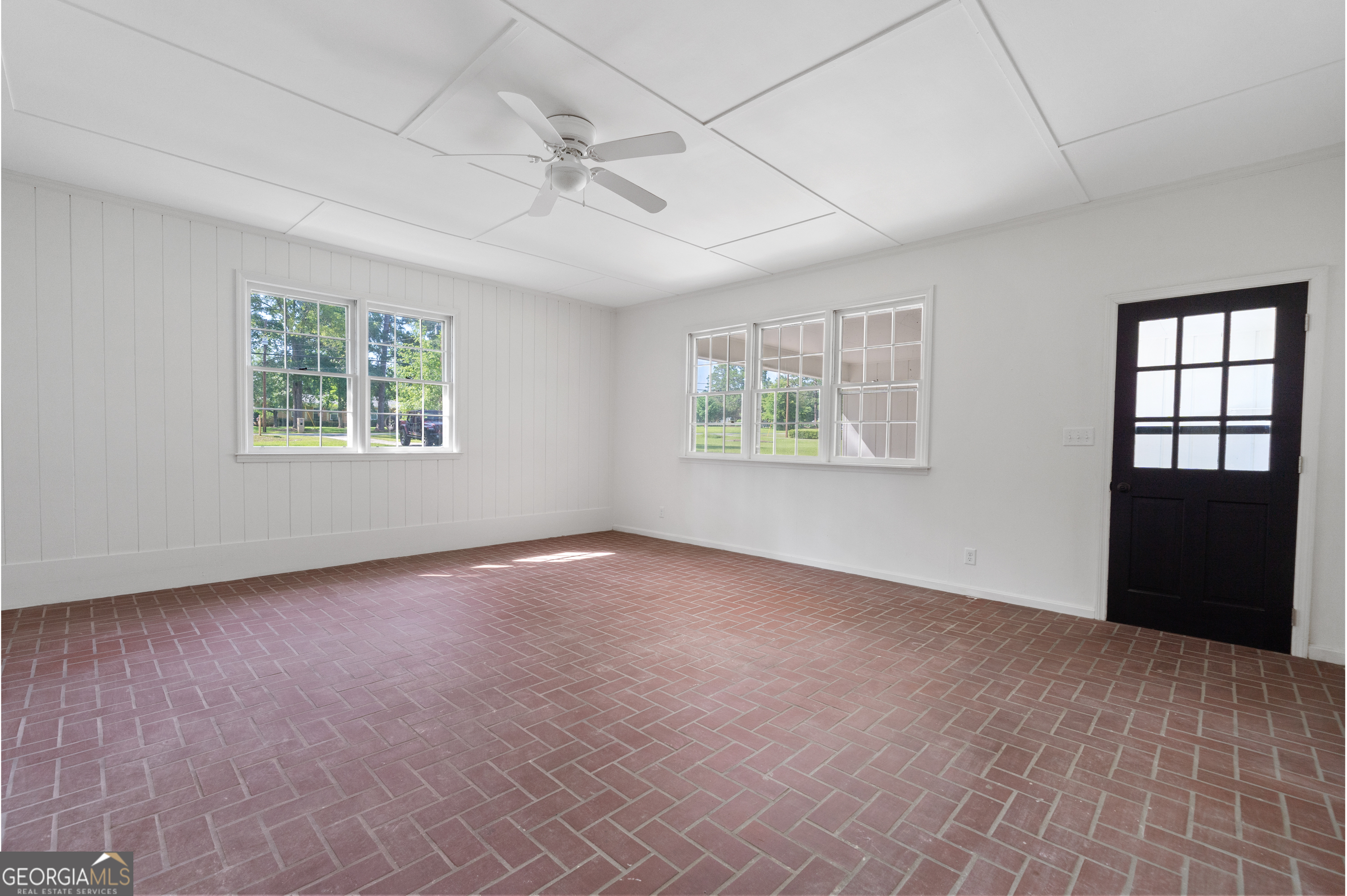 223 Brookwood Drive Property Photo 42