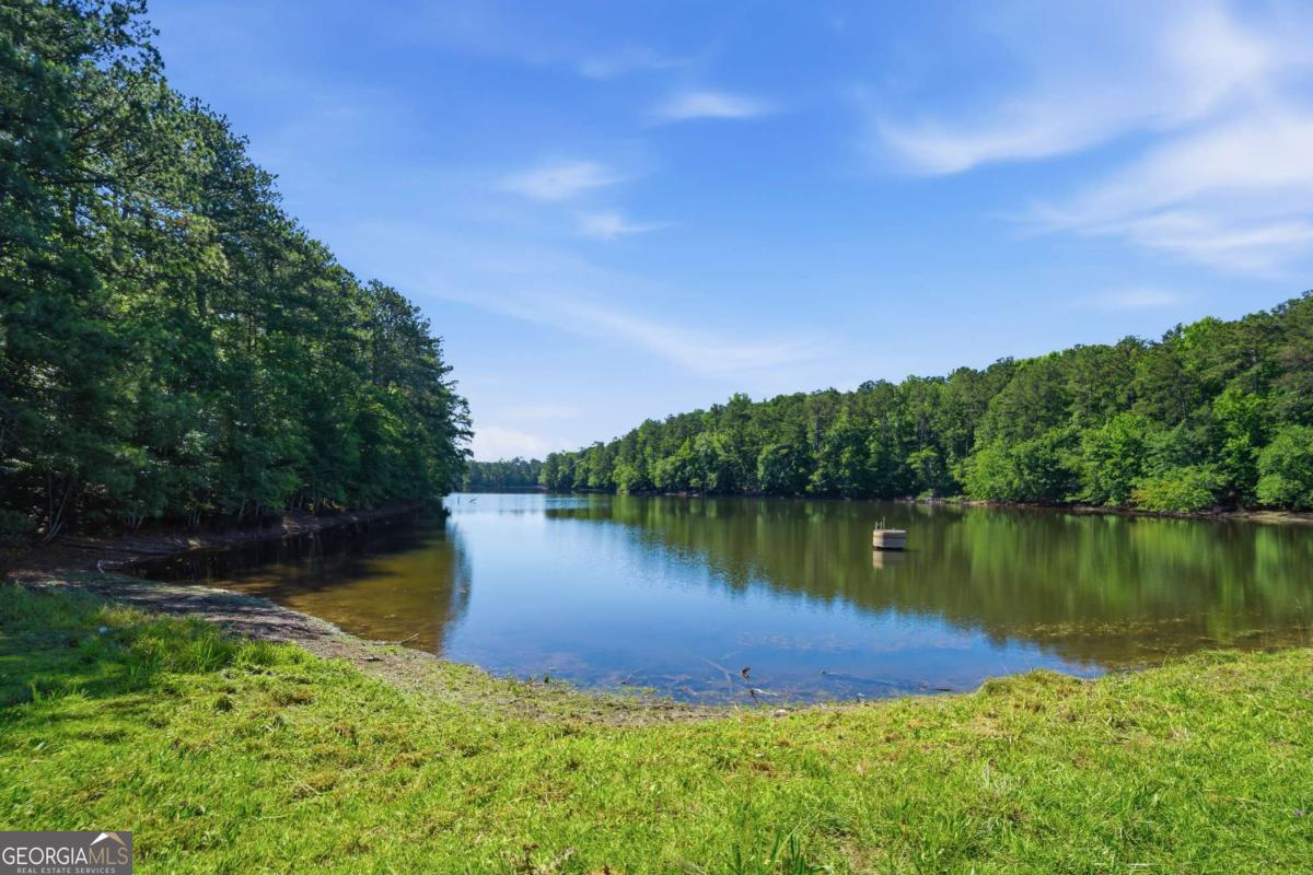460 Se Honey Creek Road Property Photo 6
