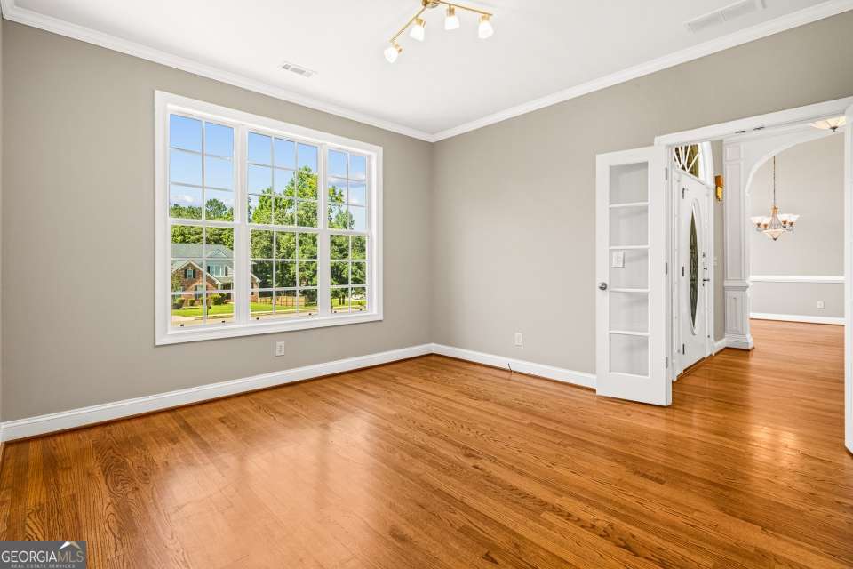 3207 Brigadier Way Property Photo 5