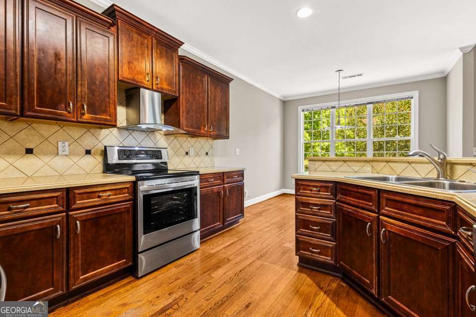 3207 Brigadier Way Property Photo 7