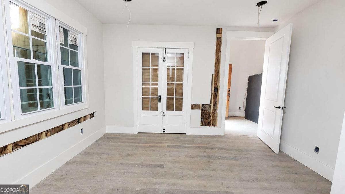 1101 Arlington Avenue Sw Property Photo 2