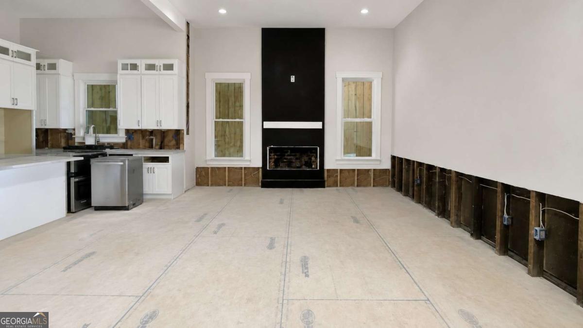 1101 Arlington Avenue Sw Property Photo 5