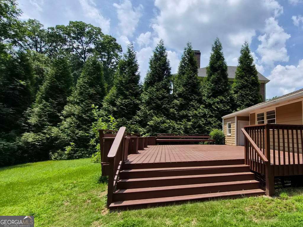 3022 Templewood Drive Ne Property Photo 3