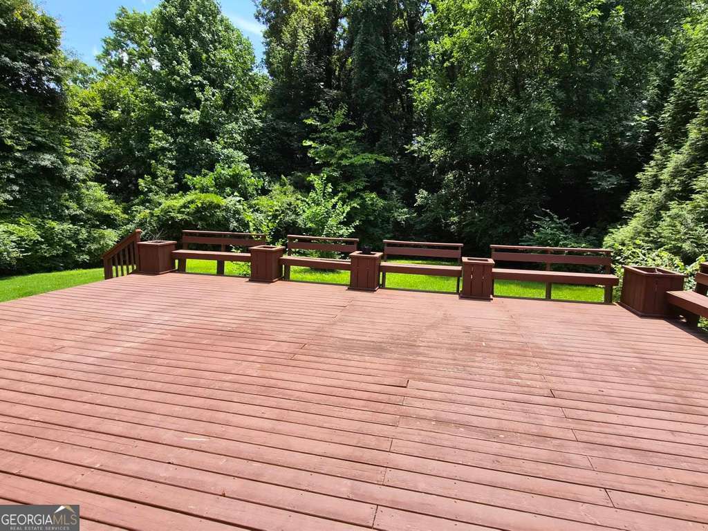3022 Templewood Drive Ne Property Photo 4
