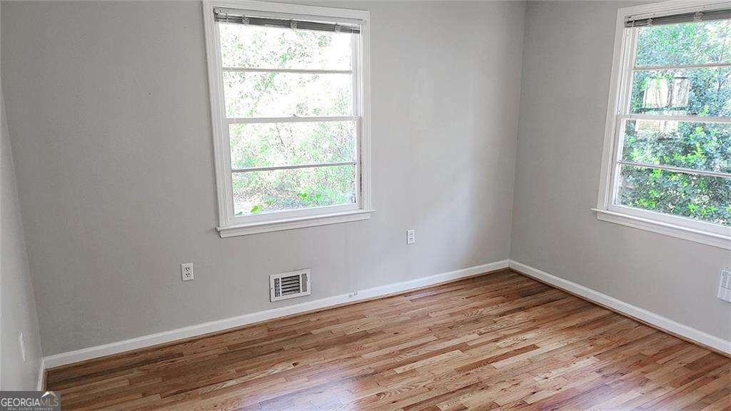 3022 Templewood Drive Ne Property Photo 11