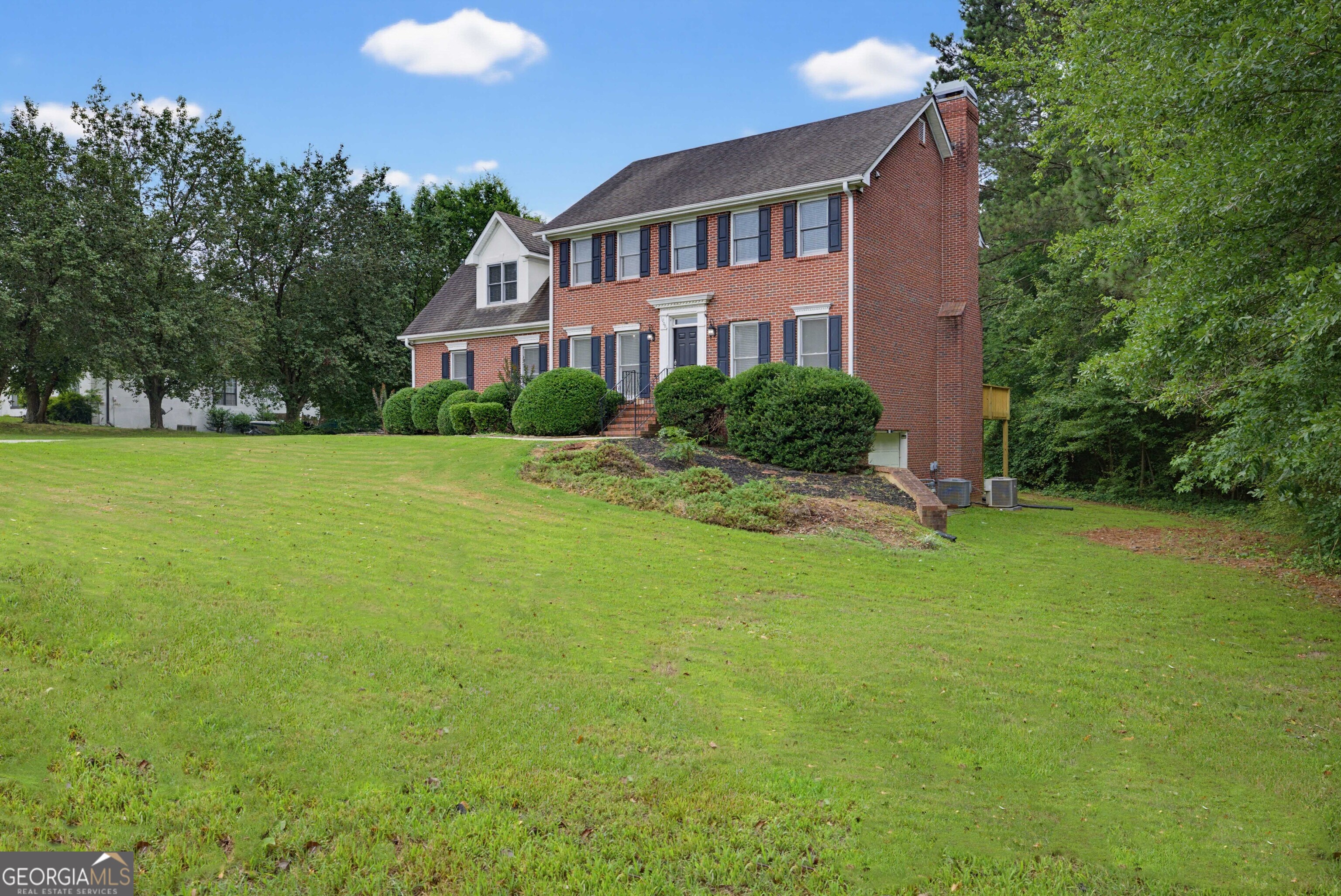 1206 Dover Place Se Property Photo 2