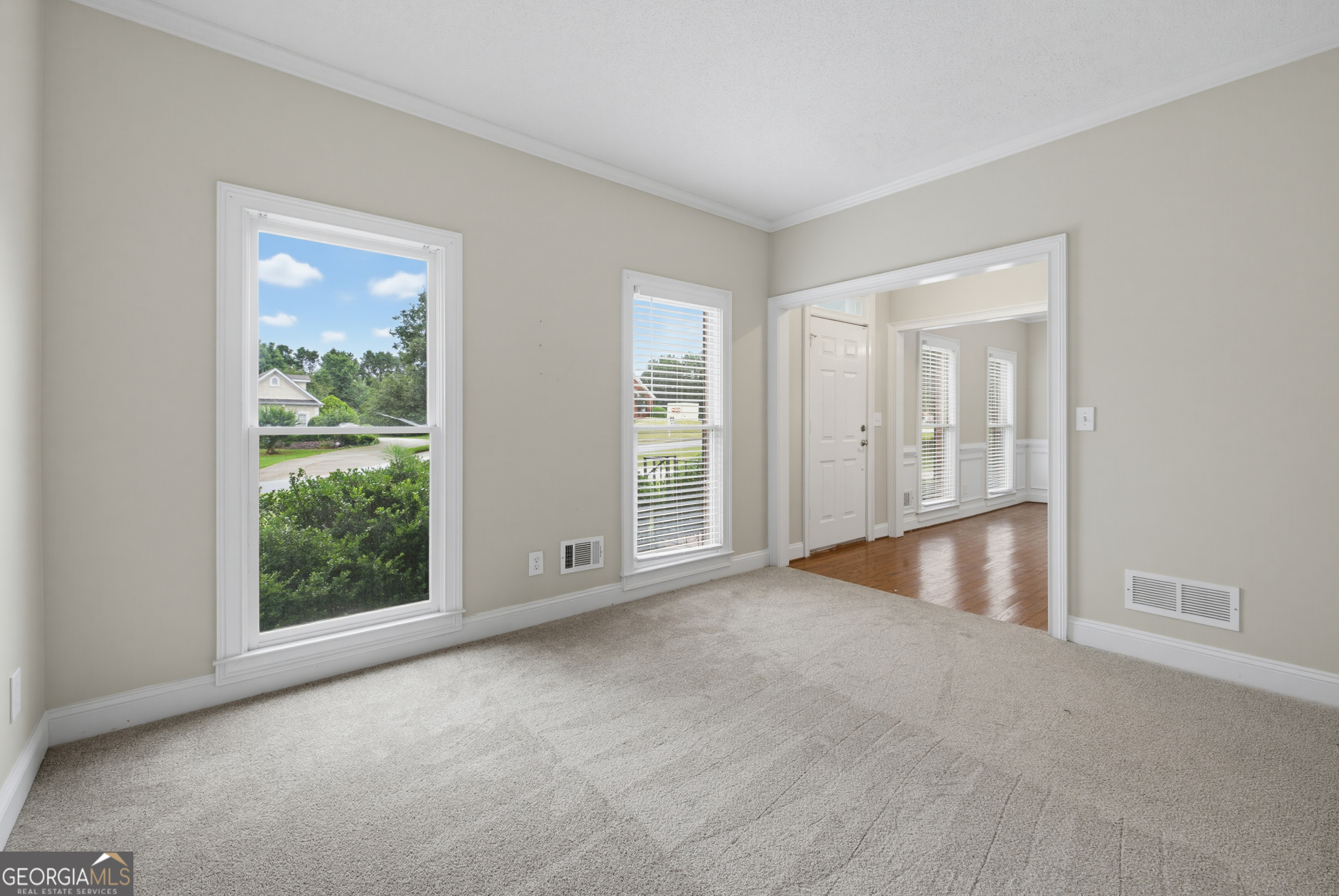 1206 Dover Place Se Property Photo 6