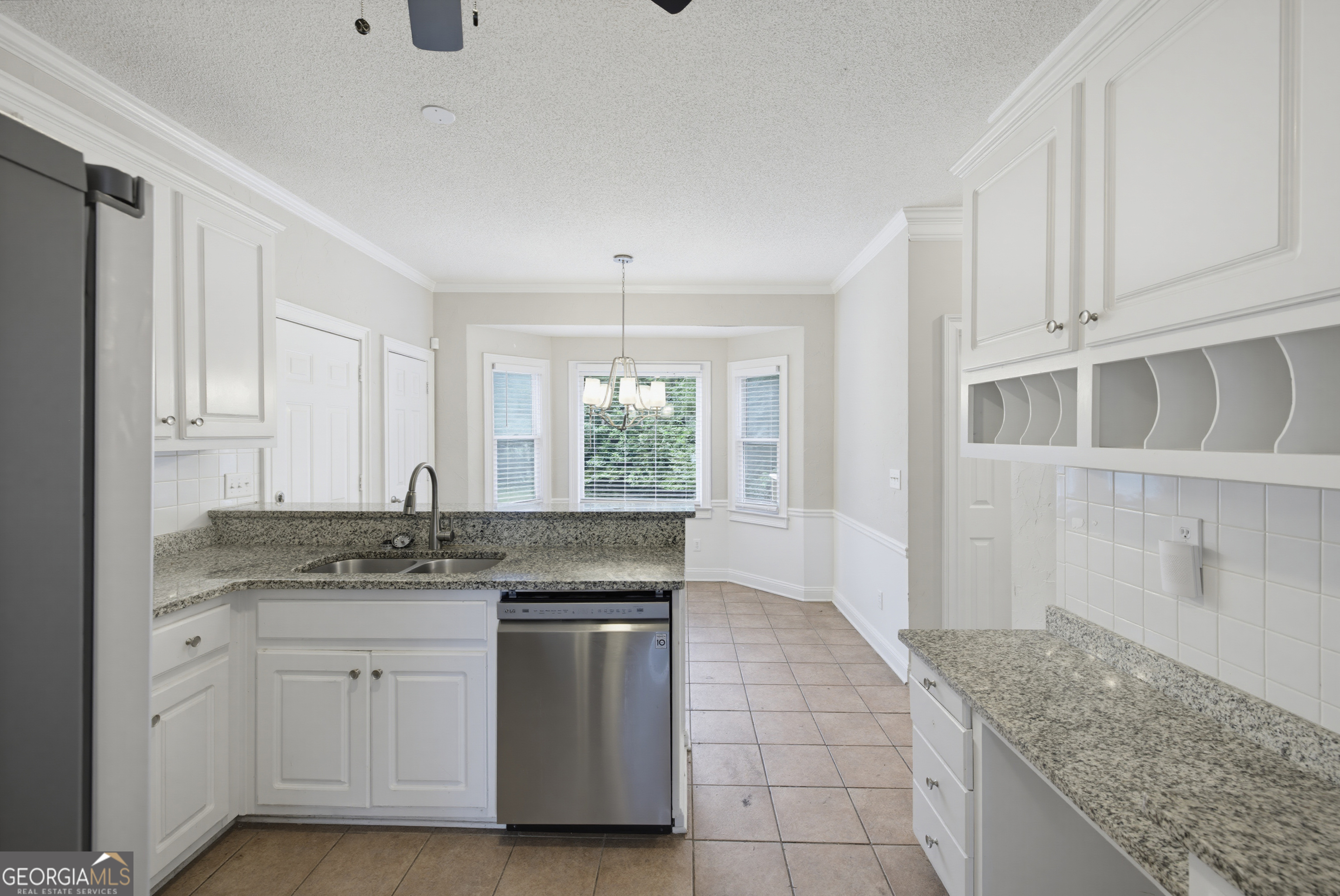 1206 Dover Place Se Property Photo 13