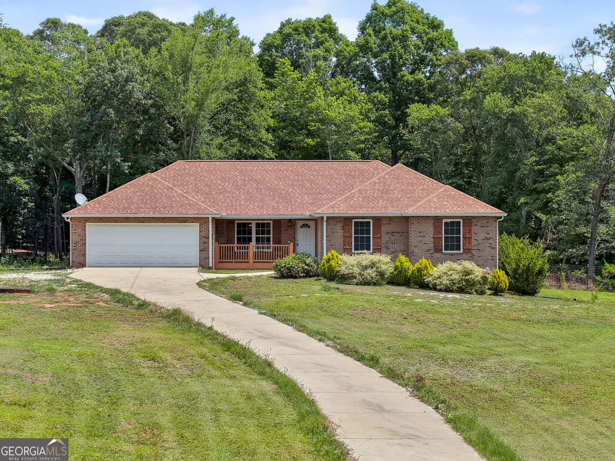 402 Renee Road Property Photo 1