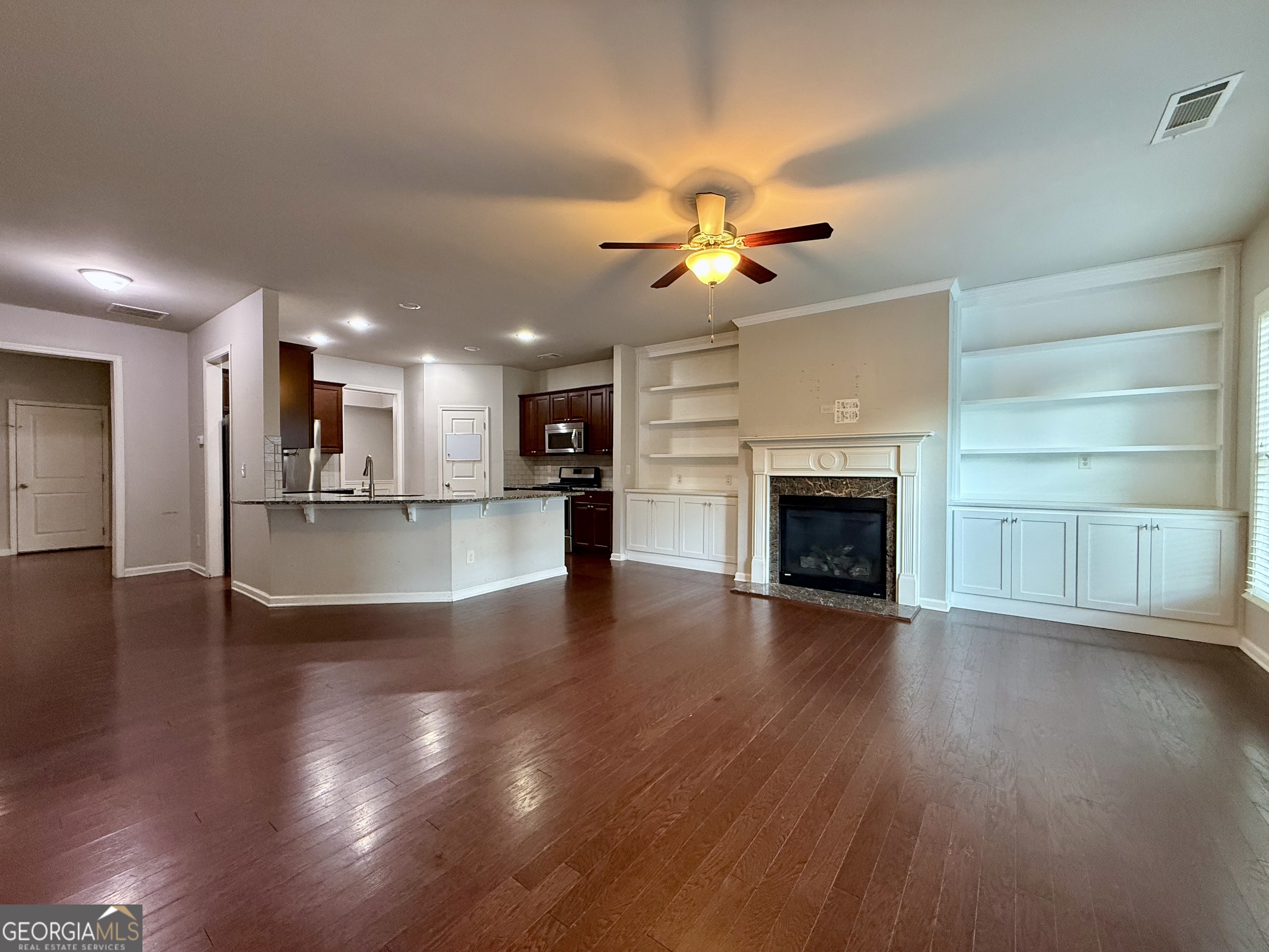 5115 Breezewood Circle Property Photo 12