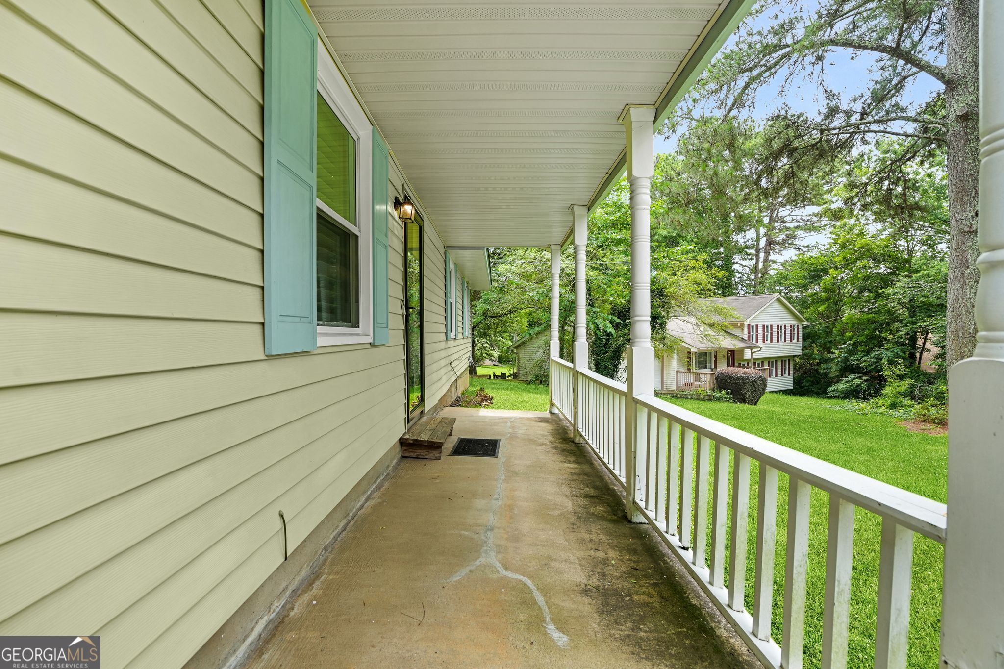 6988 Tan Bark Court Property Photo 3