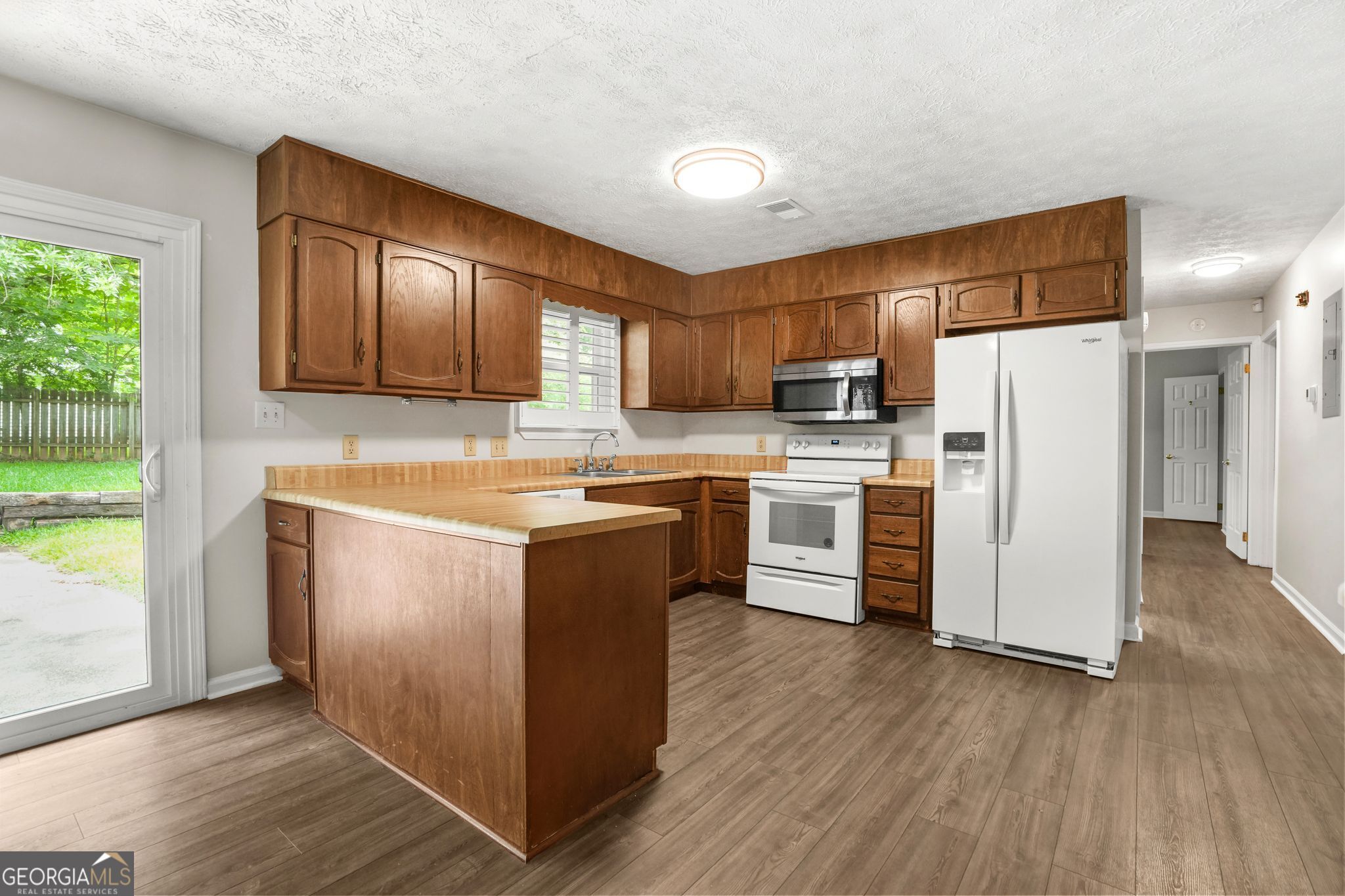 6988 Tan Bark Court Property Photo 10