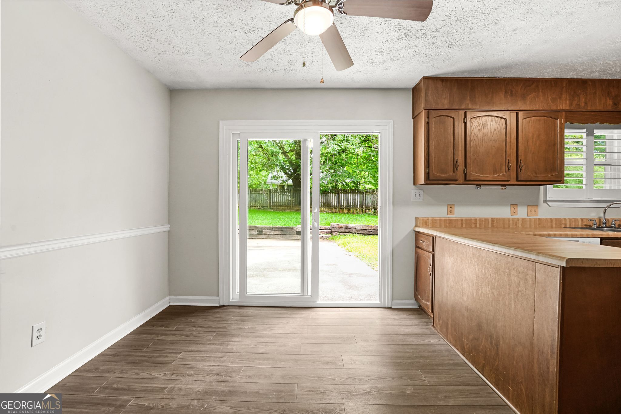 6988 Tan Bark Court Property Photo 12