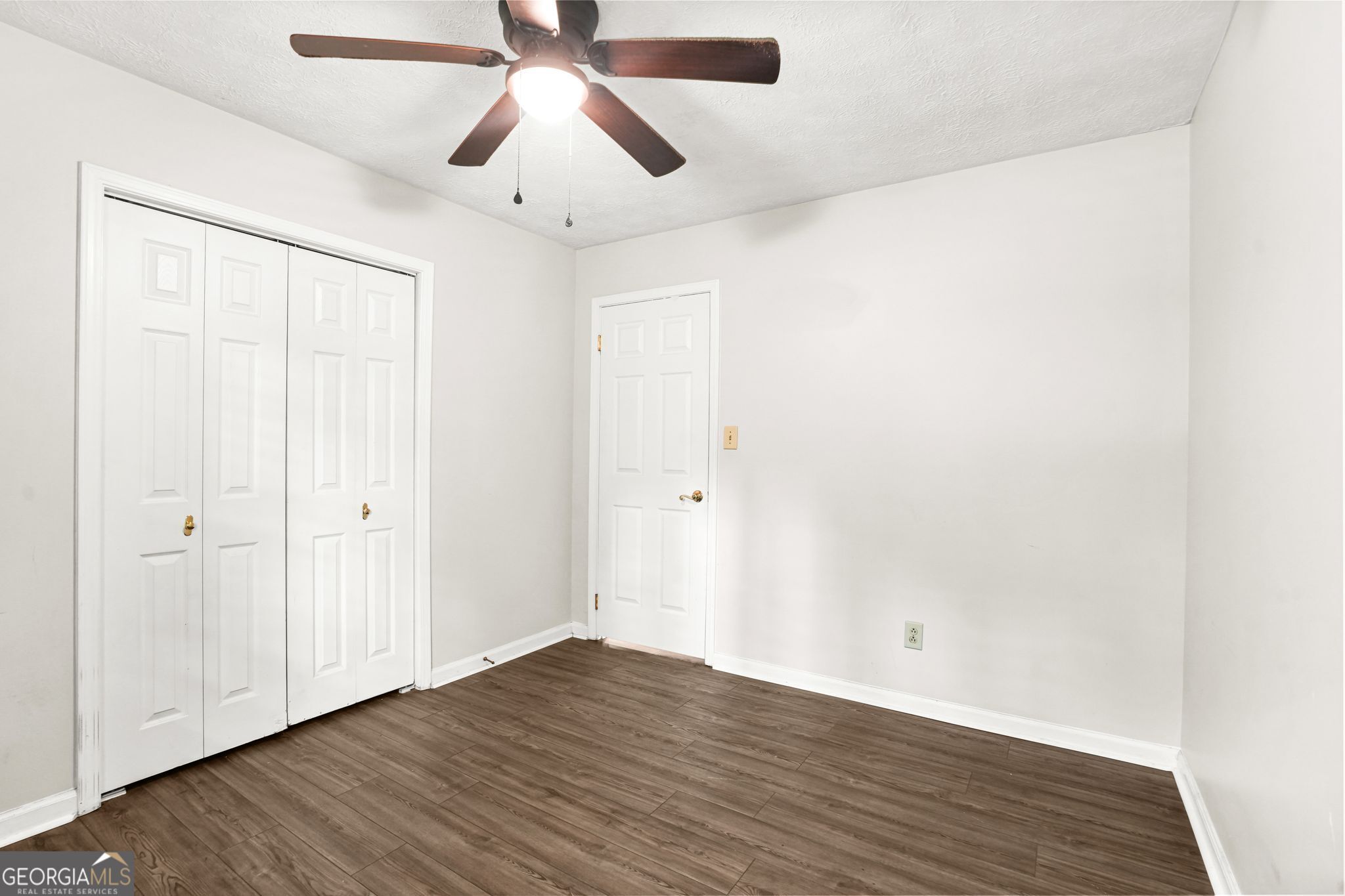 6988 Tan Bark Court Property Photo 16