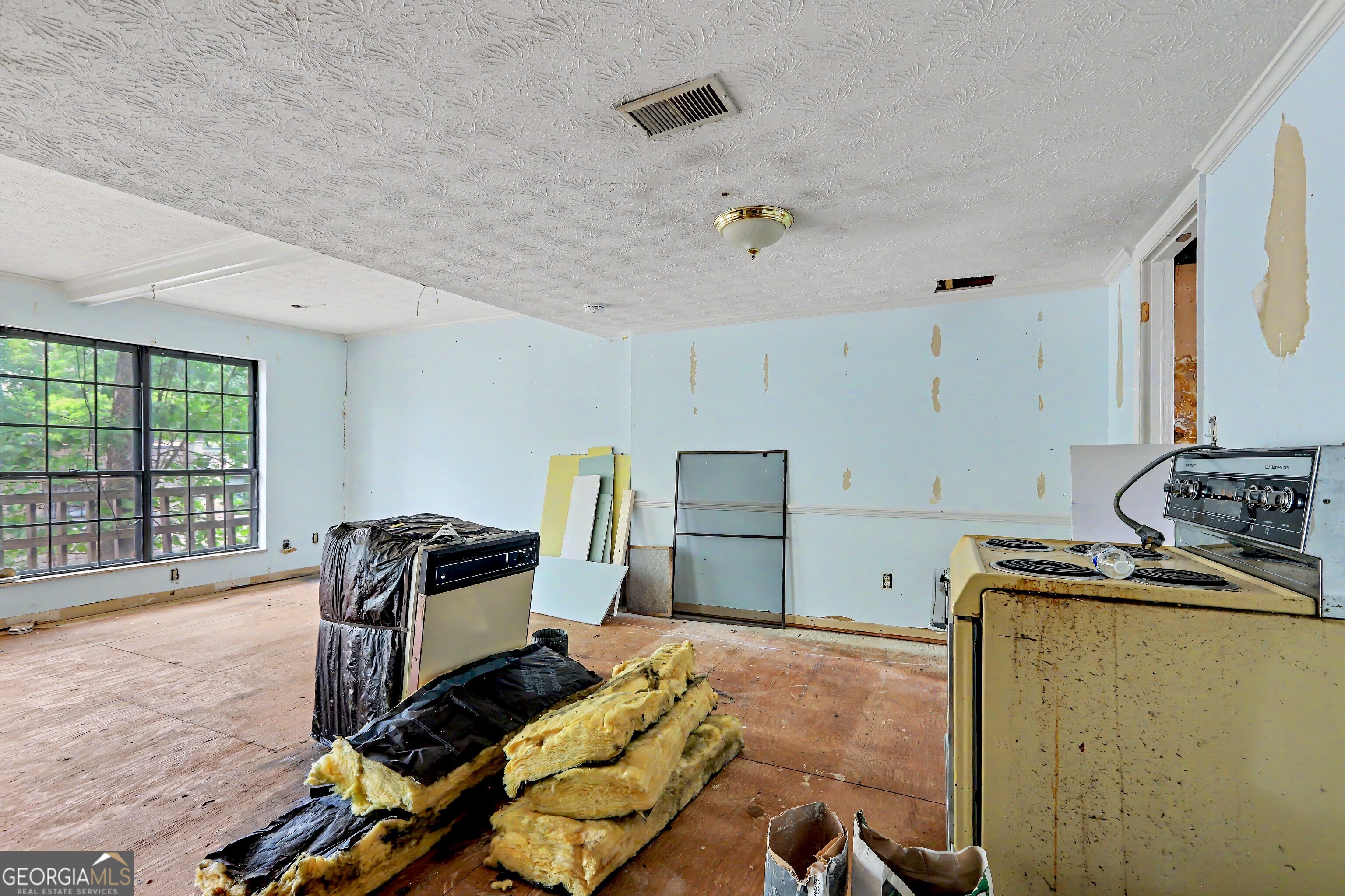 6435 Woodstone Terrace Property Photo 4