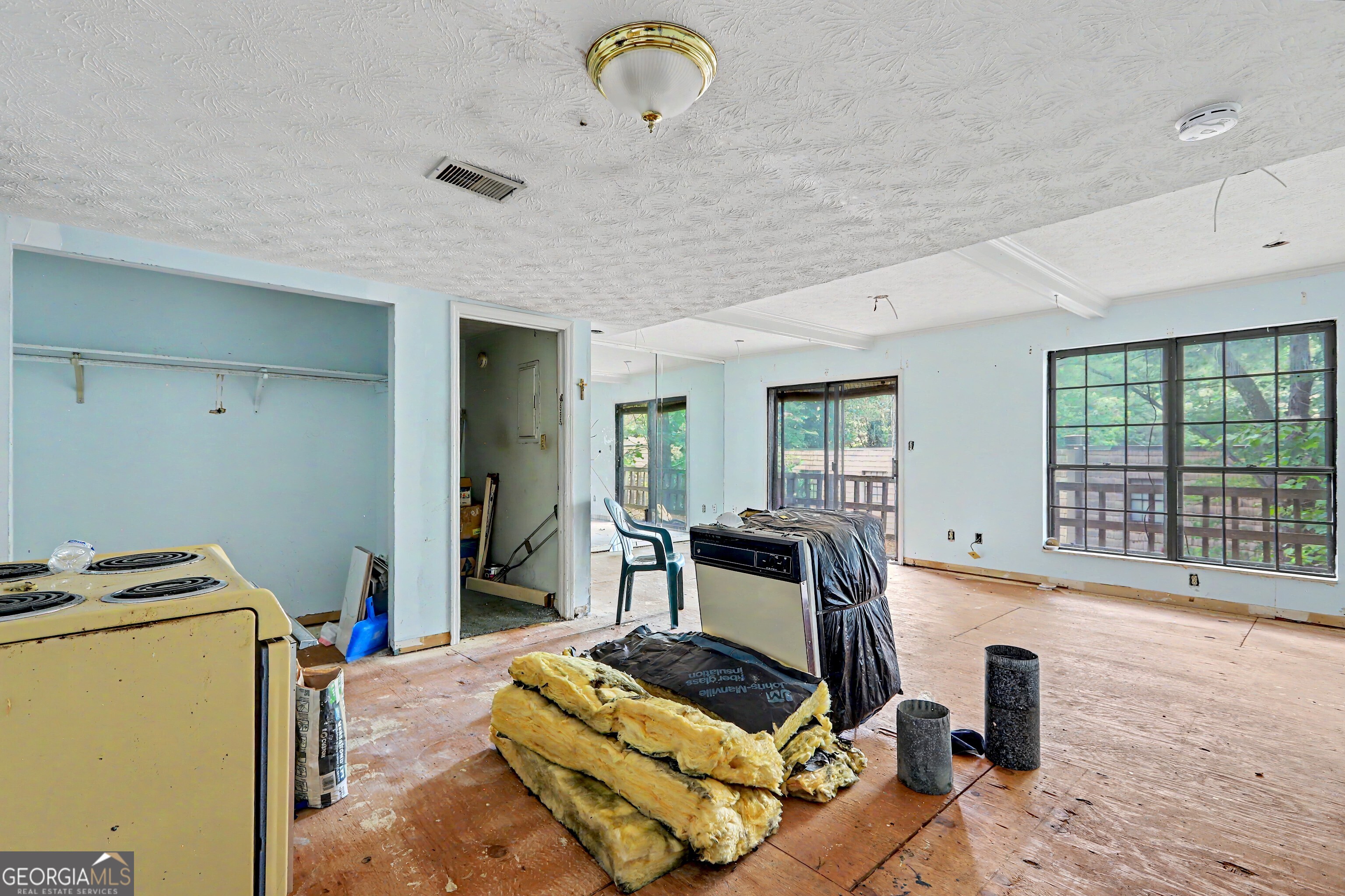 6435 Woodstone Terrace Property Photo 5