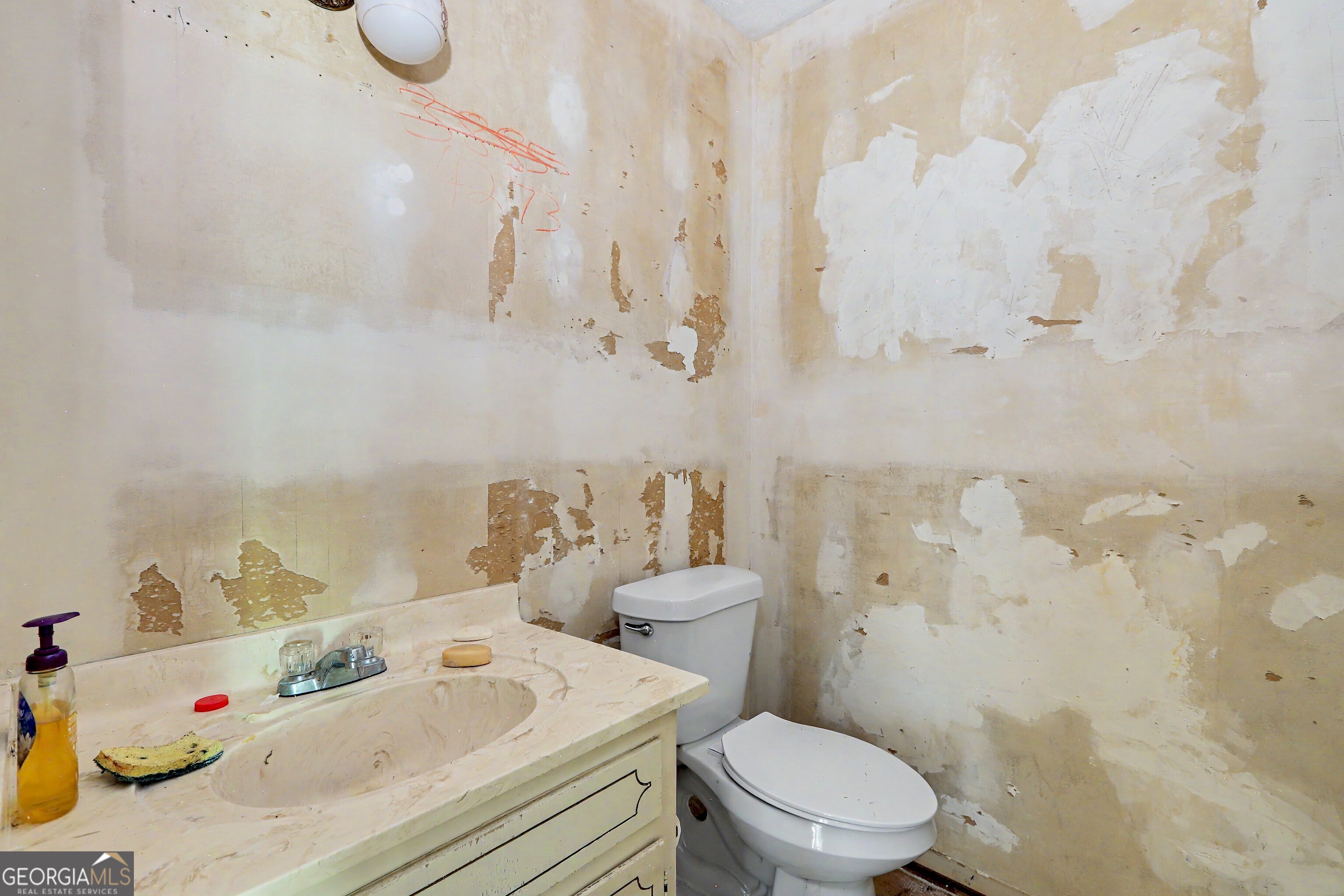 6435 Woodstone Terrace Property Photo 9