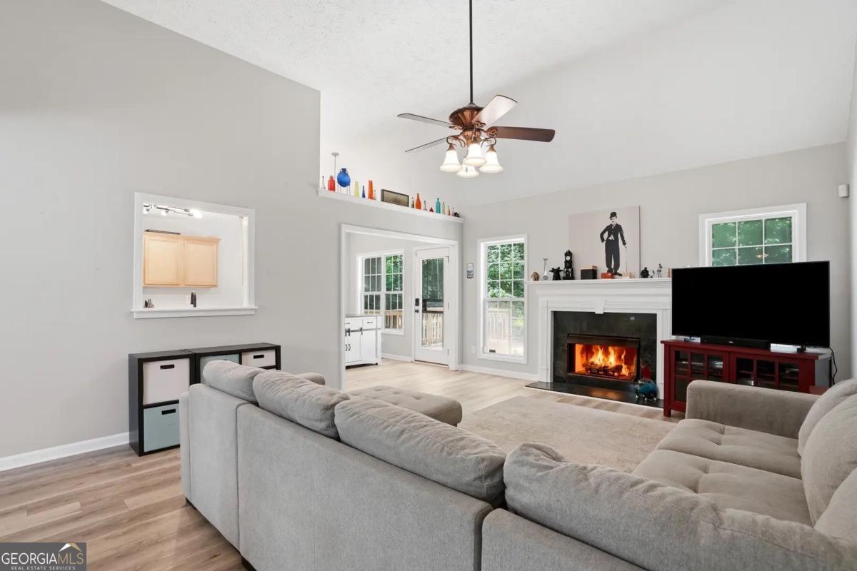 210 Amaranth Court Property Photo 2