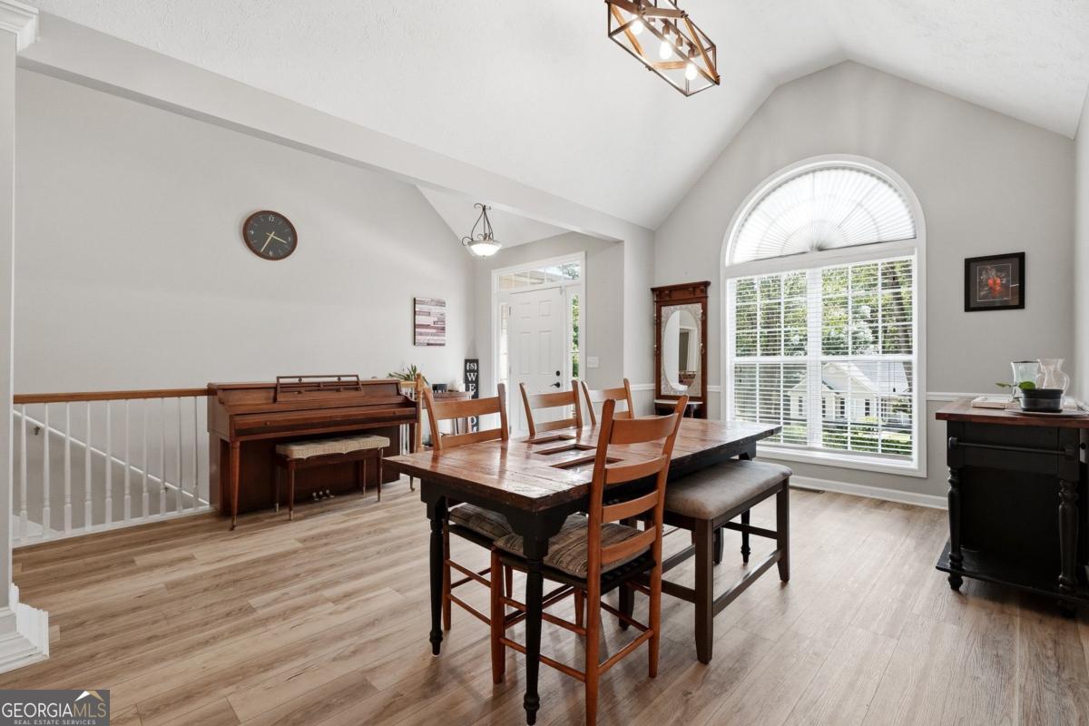 210 Amaranth Court Property Photo 7
