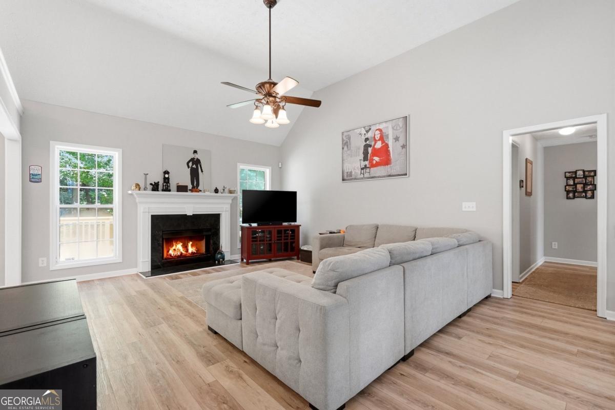 210 Amaranth Court Property Photo 9