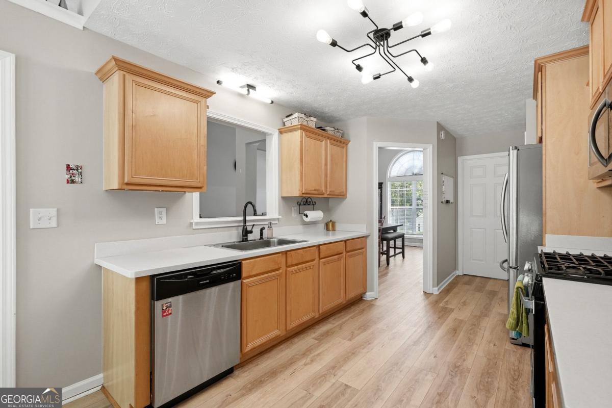 210 Amaranth Court Property Photo 14