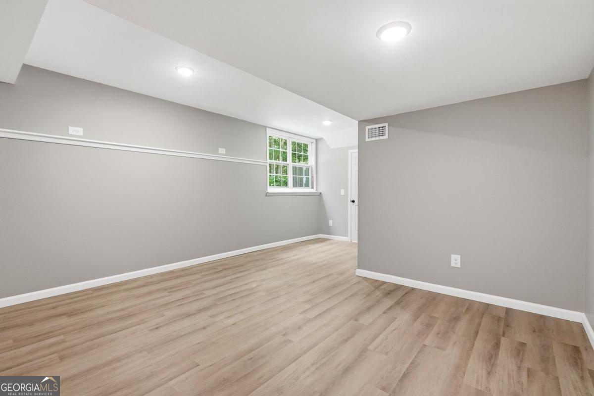 210 Amaranth Court Property Photo 27