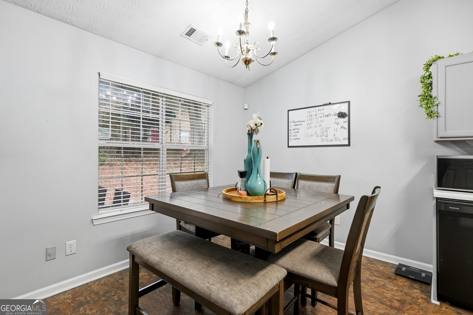 102 Turning Point Property Photo 13
