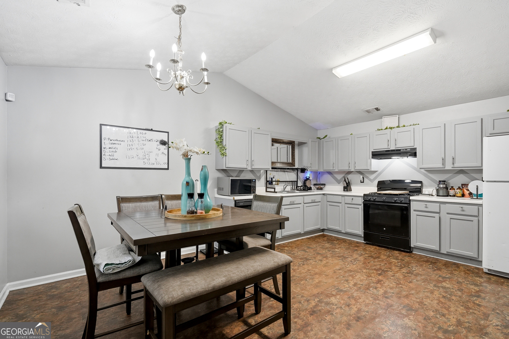 102 Turning Point Property Photo 15