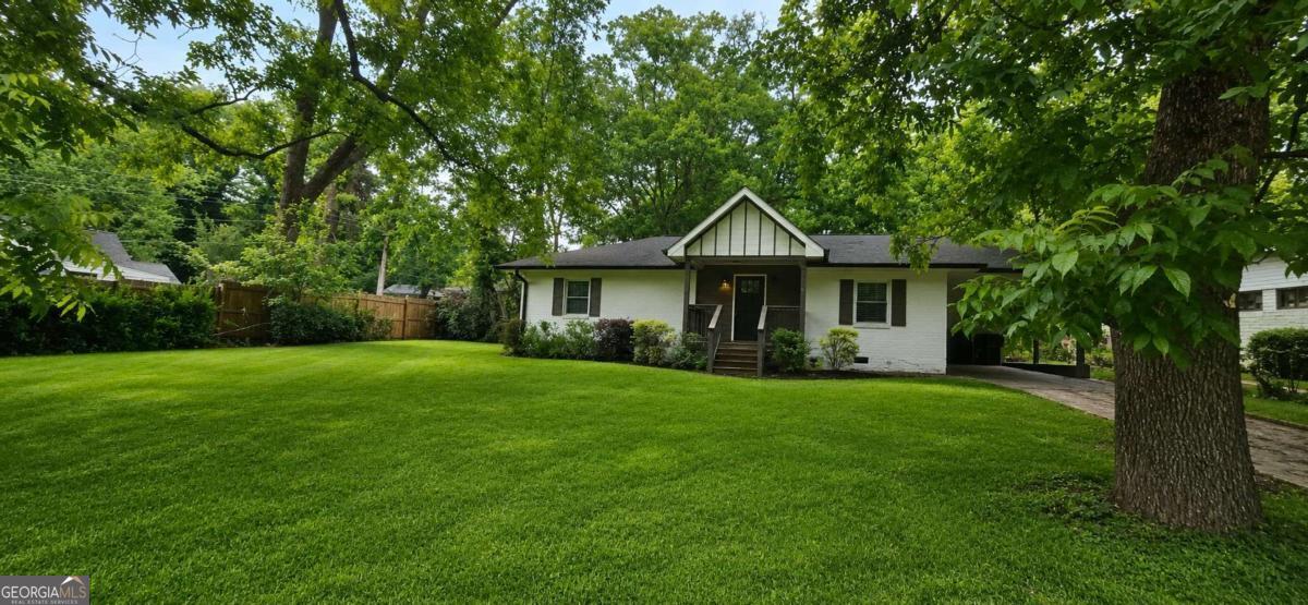 2410 Macon Drive Sw Property Photo 1